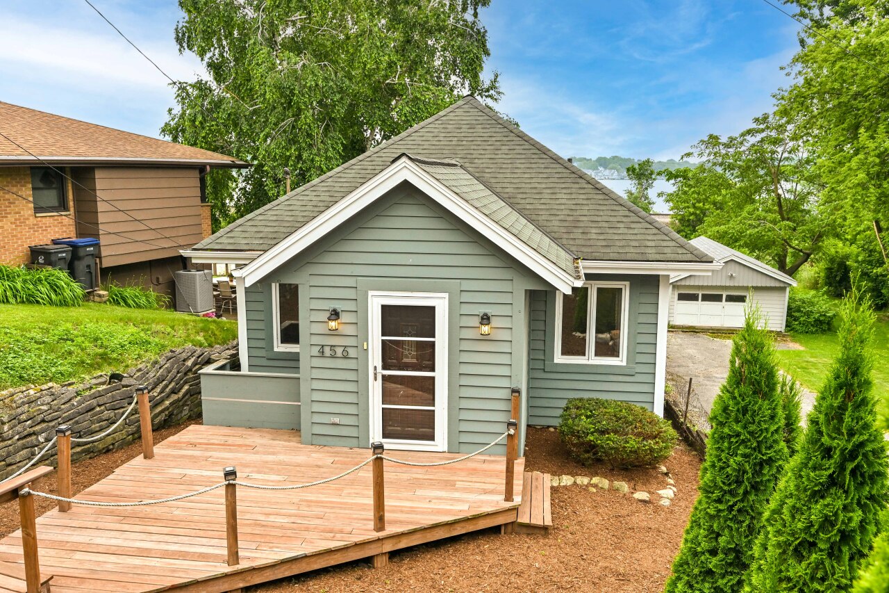 Wisconsin Lake Home for sale (MLS#: 1924393) at 456 W Wisconsin Ave, in Pewaukee, Wisconsin. (2 of 44)