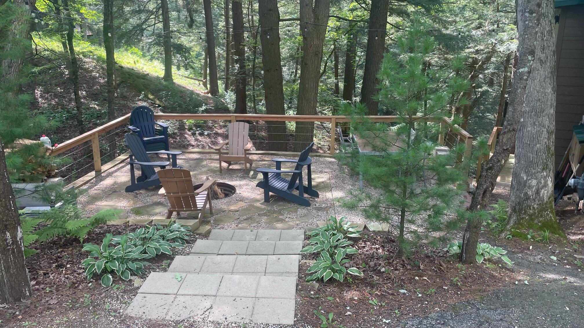 Wisconsin Lake Home for sale (MLS#: 1924487) at 311  Alcan Dr, in Lake Delton, Wisconsin. (16 of 28)