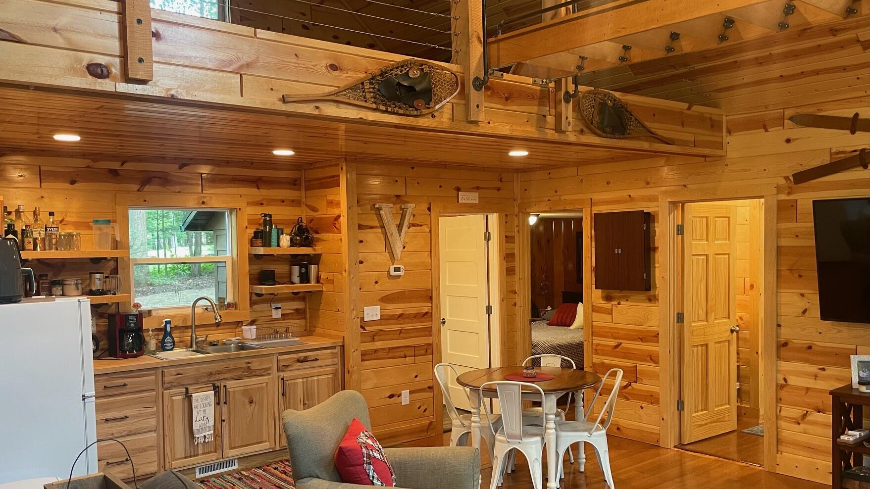 Wisconsin Lake Home for sale (MLS#: 1924487) at 311  Alcan Dr, in Lake Delton, Wisconsin. (4 of 28)