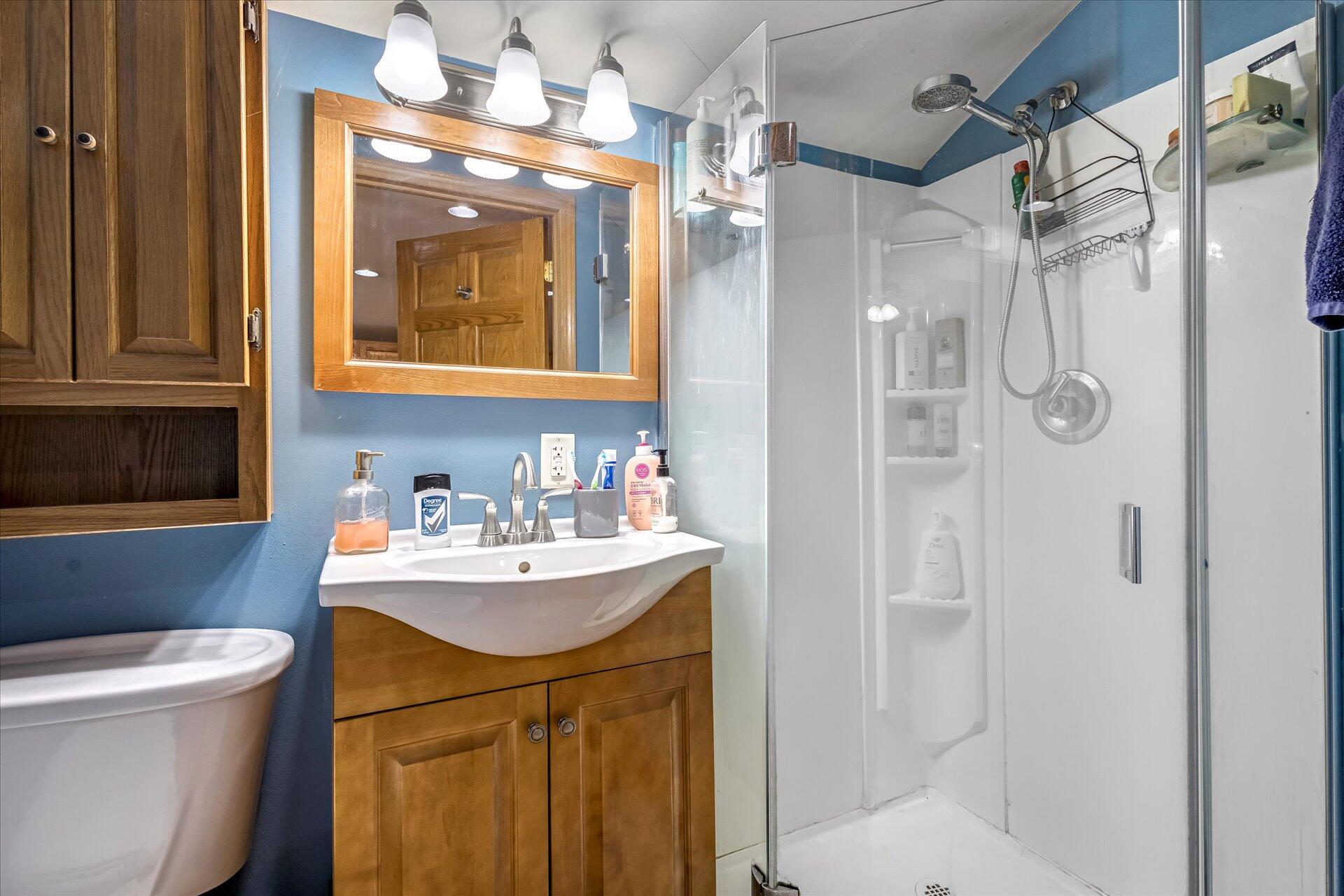 Wisconsin Lake Home for sale (MLS#: 1924565) at S102W34554  Lower Clarks Park Rd, in Eagle, Wisconsin. (11 of 26)