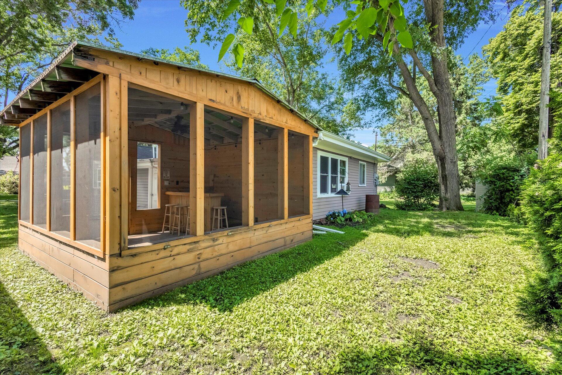 Wisconsin Lake Home for sale (MLS#: 1924565) at S102W34554  Lower Clarks Park Rd, in Eagle, Wisconsin. (21 of 26)