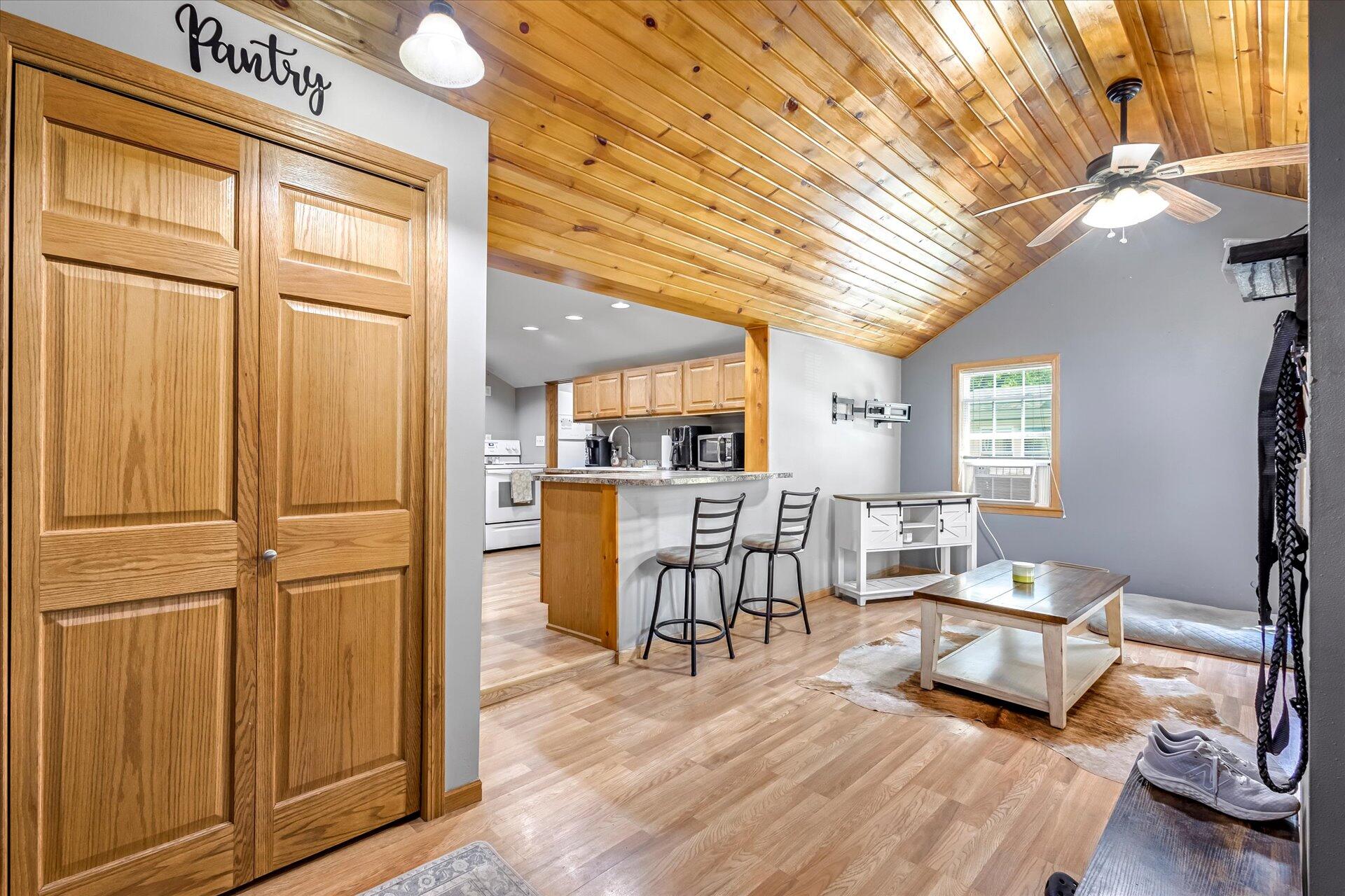 Wisconsin Lake Home for sale (MLS#: 1924565) at S102W34554  Lower Clarks Park Rd, in Eagle, Wisconsin. (4 of 26)