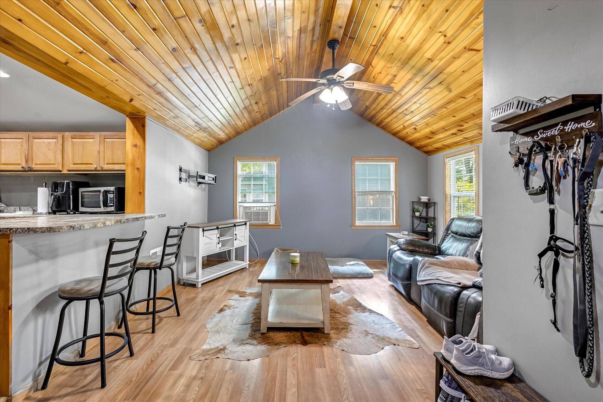 Wisconsin Lake Home for sale (MLS#: 1924565) at S102W34554  Lower Clarks Park Rd, in Eagle, Wisconsin. (5 of 26)