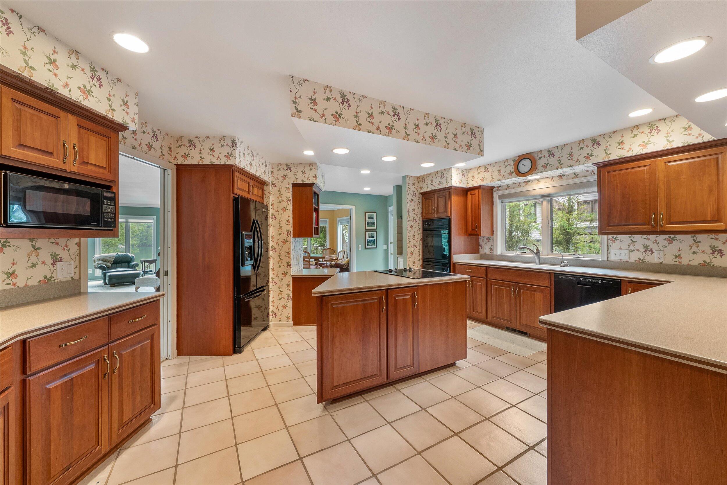 Wisconsin Lake Home for sale (MLS#: 1924579) at 629  Sheboygan Bay Dr, in Elkhart Lake, Wisconsin. (15 of 65)