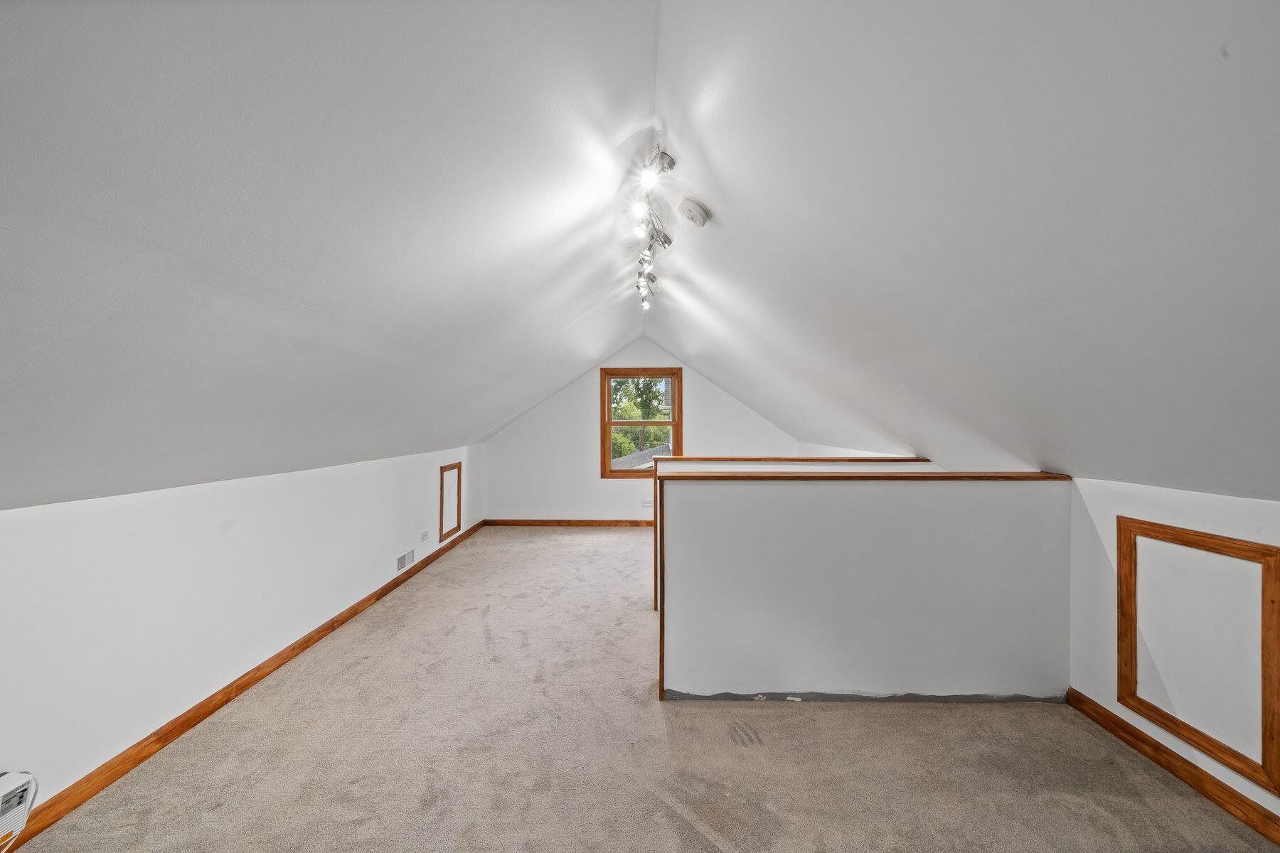 Wisconsin Lake Home for sale (MLS#: 1924592) at N3335  University Rd, in Geneva, Wisconsin. (20 of 34)