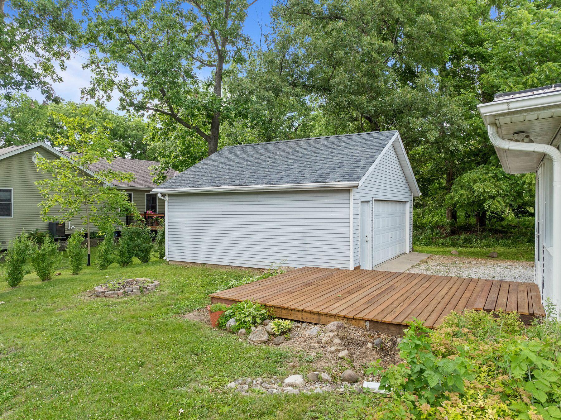 Wisconsin Lake Home for sale (MLS#: 1924592) at N3335  University Rd, in Geneva, Wisconsin. (24 of 34)