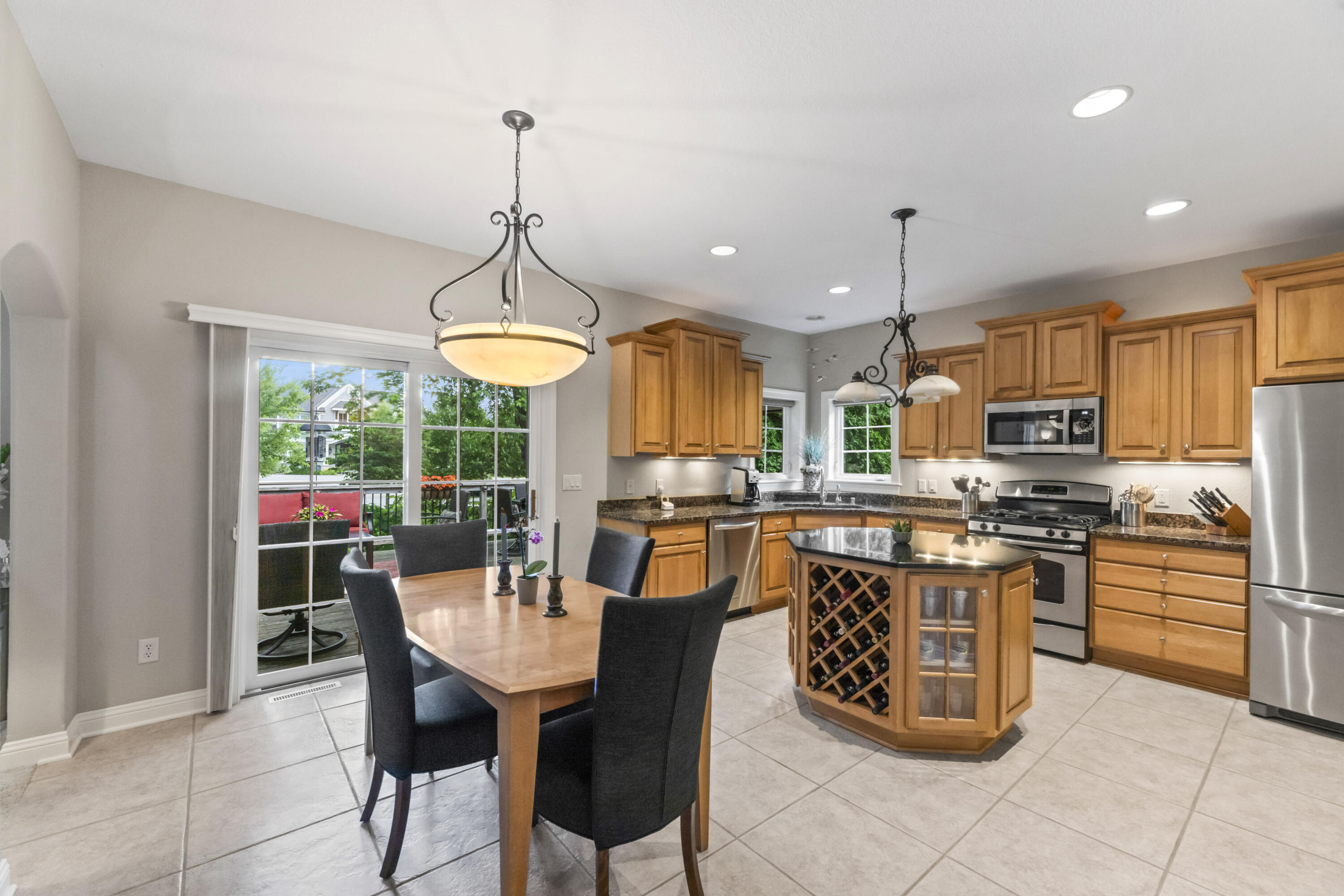 Wisconsin Lake Home for sale (MLS#: 1924656) at W340N6203  Breezy Point Rd, in Oconomowoc, Wisconsin. (12 of 56)