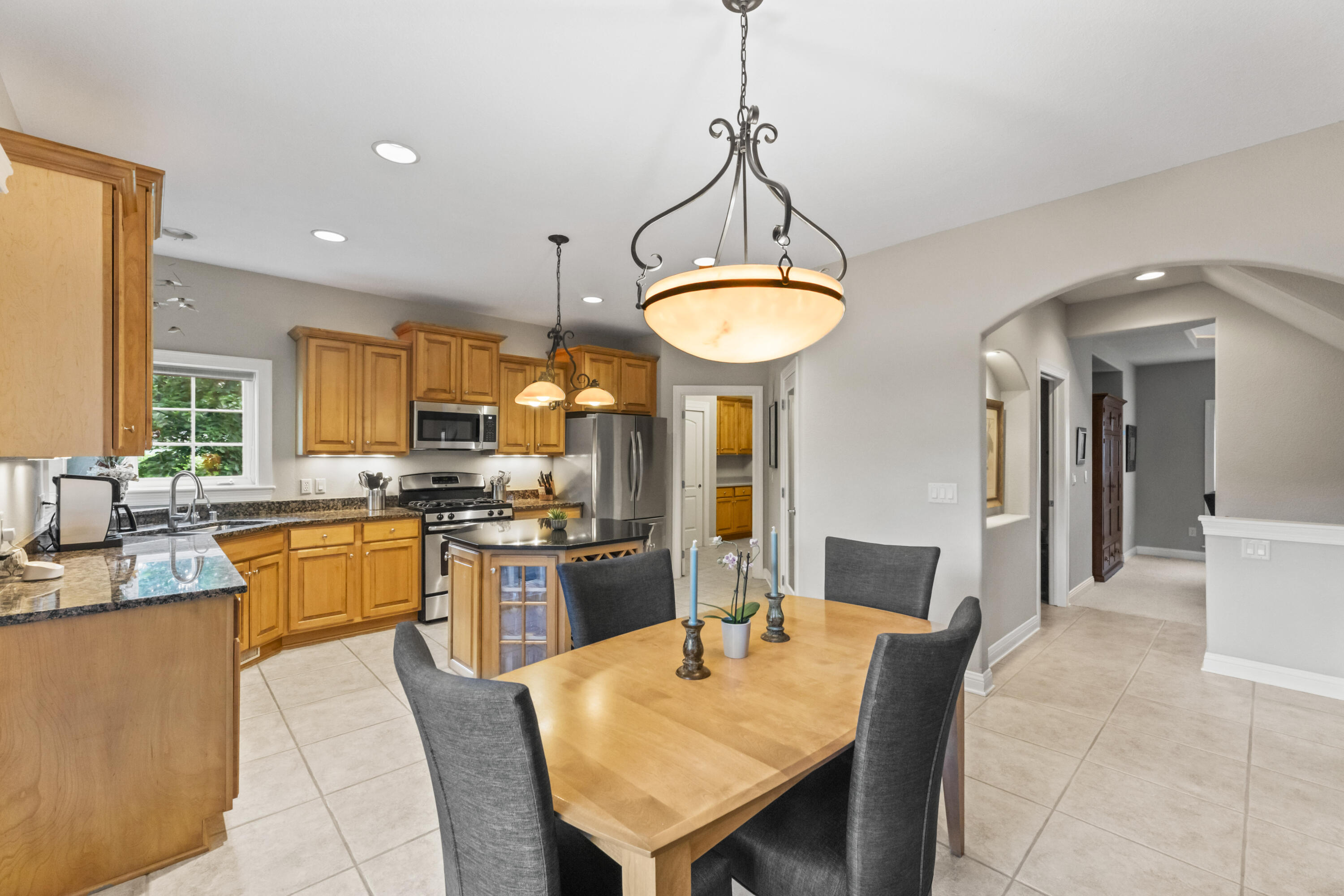 Wisconsin Lake Home for sale (MLS#: 1924656) at W340N6203  Breezy Point Rd, in Oconomowoc, Wisconsin. (13 of 56)
