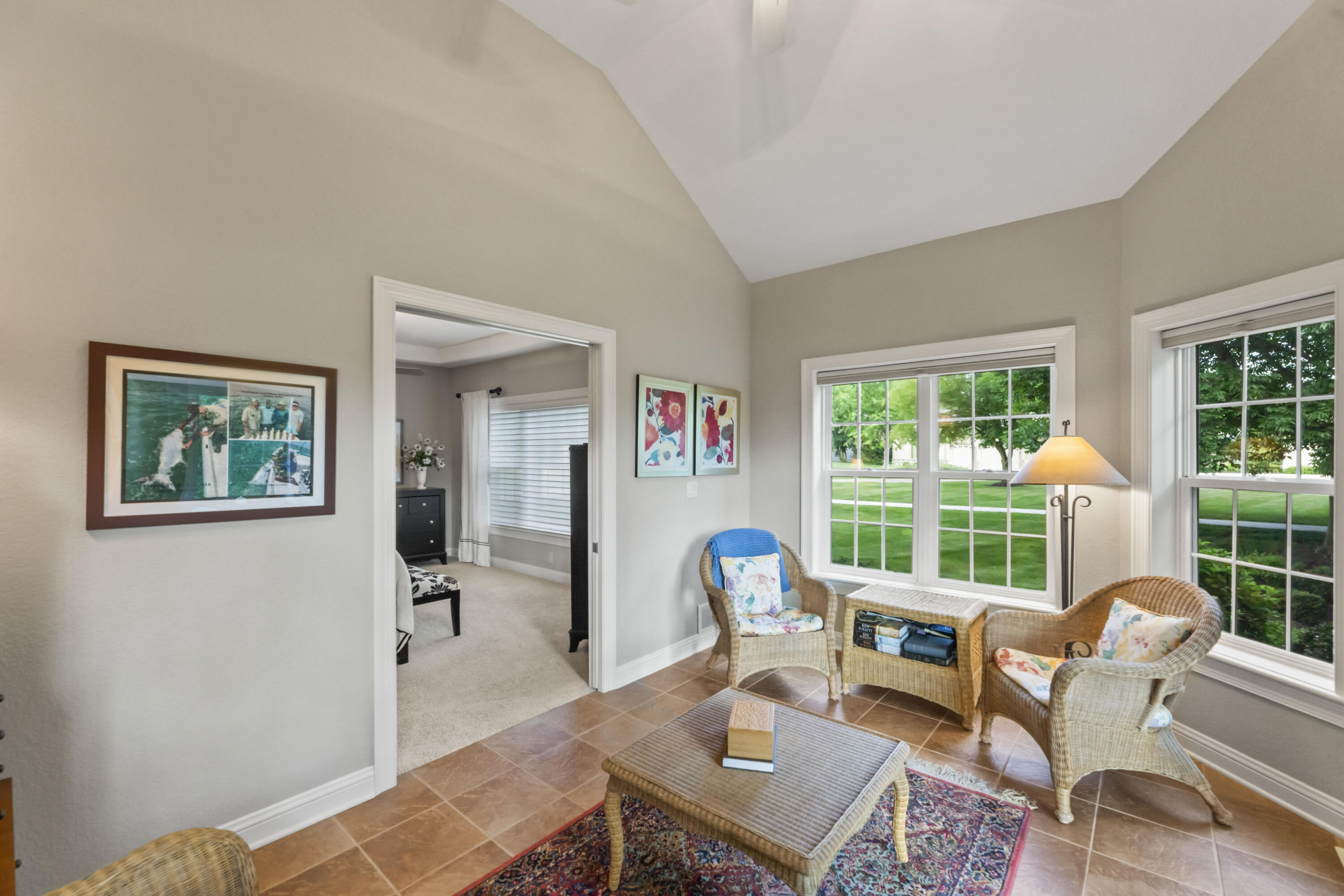 Wisconsin Lake Home for sale (MLS#: 1924656) at W340N6203  Breezy Point Rd, in Oconomowoc, Wisconsin. (19 of 56)