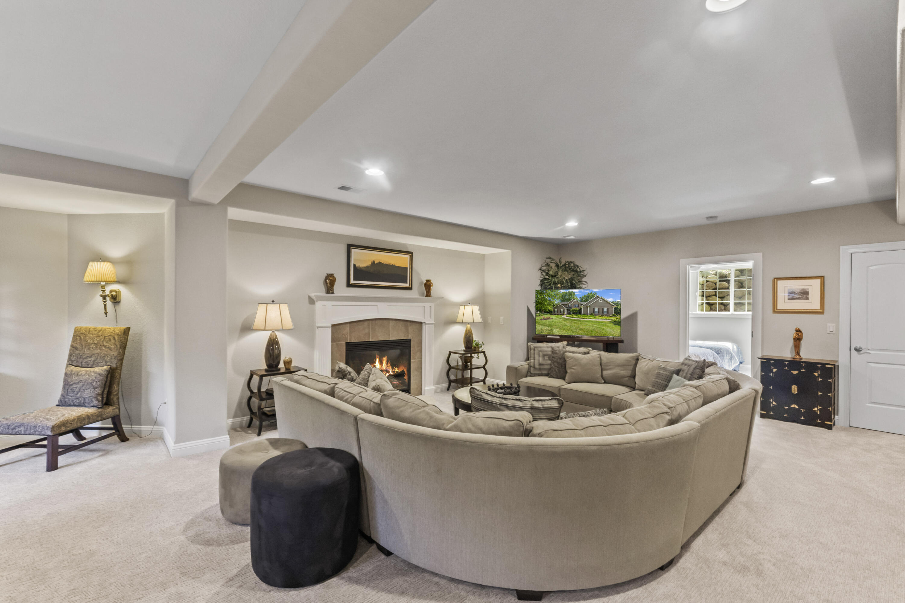 Wisconsin Lake Home for sale (MLS#: 1924656) at W340N6203  Breezy Point Rd, in Oconomowoc, Wisconsin. (24 of 56)