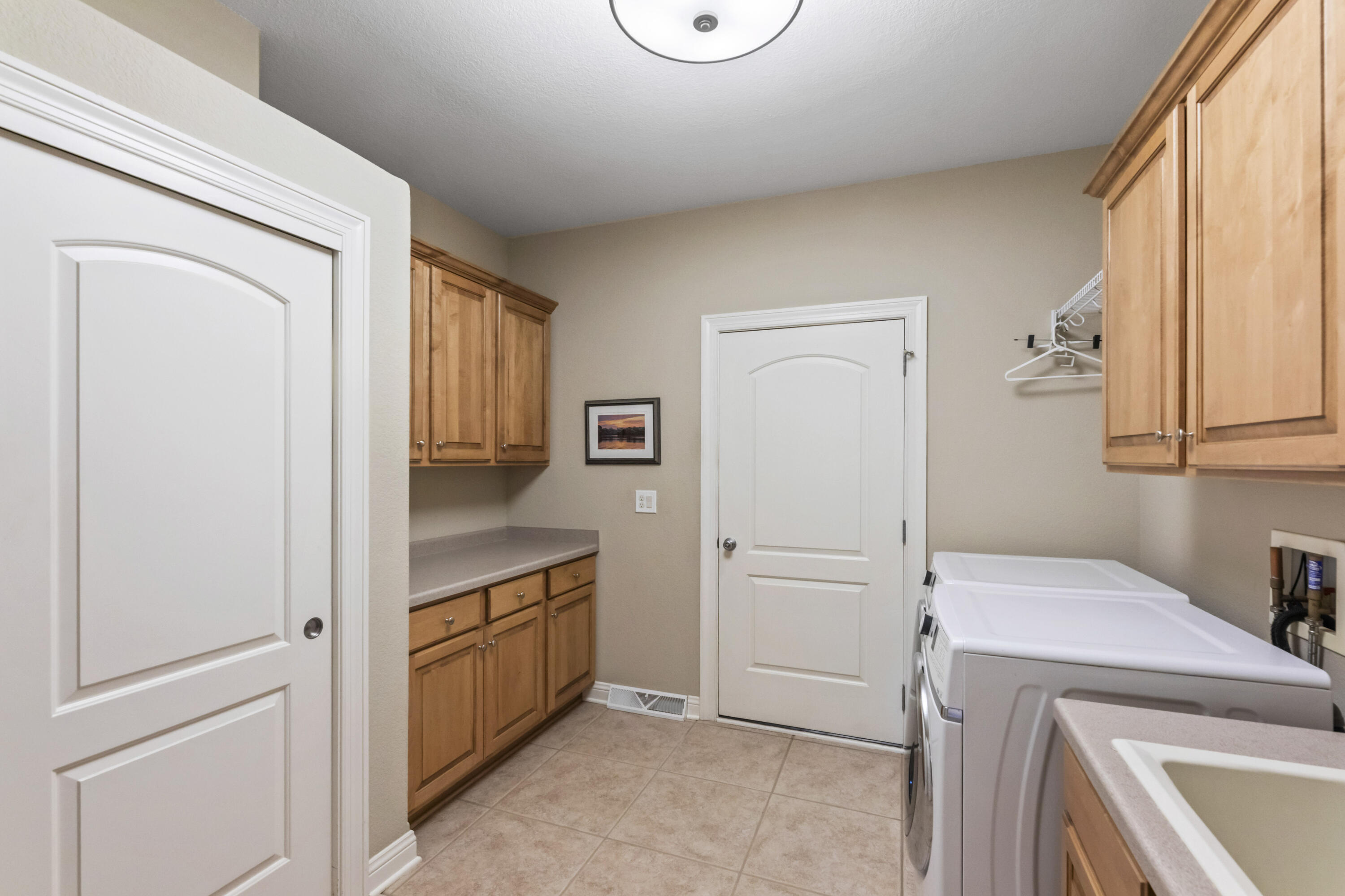 Wisconsin Lake Home for sale (MLS#: 1924656) at W340N6203  Breezy Point Rd, in Oconomowoc, Wisconsin. (42 of 56)