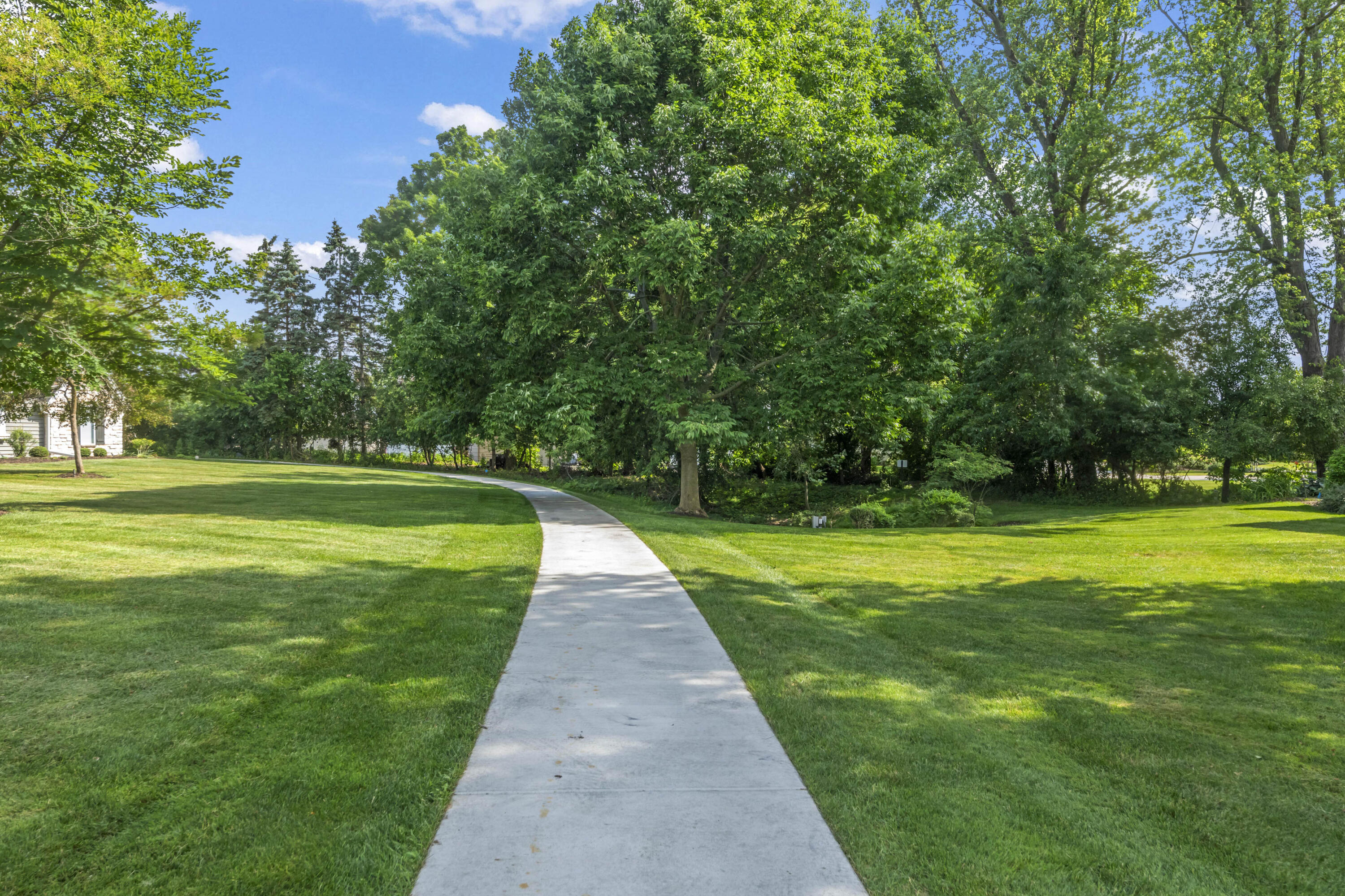 Wisconsin Lake Home for sale (MLS#: 1924656) at W340N6203  Breezy Point Rd, in Oconomowoc, Wisconsin. (48 of 56)