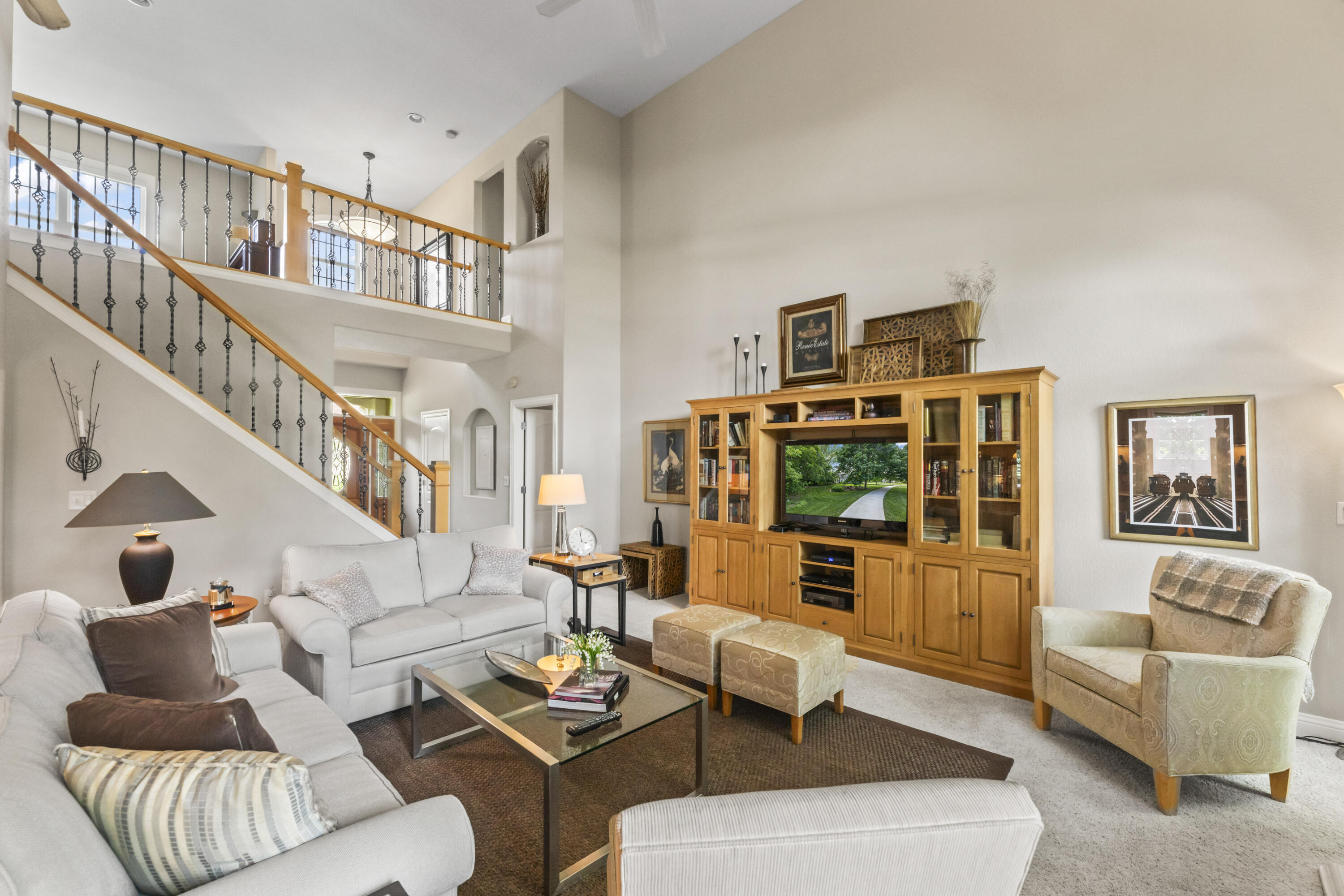 Wisconsin Lake Home for sale (MLS#: 1924656) at W340N6203  Breezy Point Rd, in Oconomowoc, Wisconsin. (10 of 56)