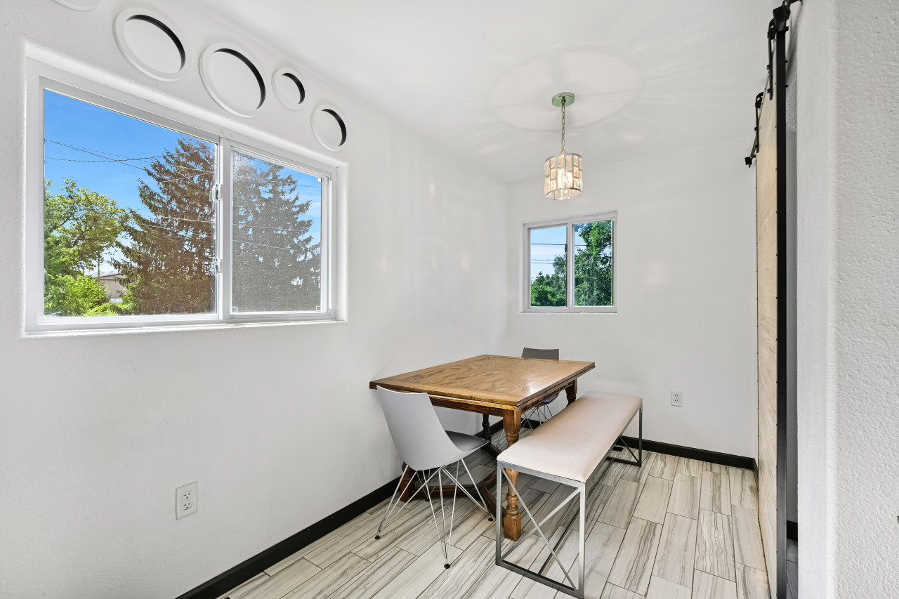 Wisconsin Lake Home for sale (MLS#: 1924680) at 7930  Park St, in Burlington, Wisconsin. (12 of 43)