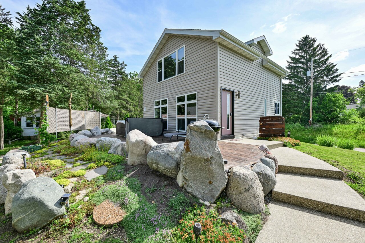 Wisconsin Lake Home for sale (MLS#: 1924680) at 7930  Park St, in Burlington, Wisconsin. (32 of 43)