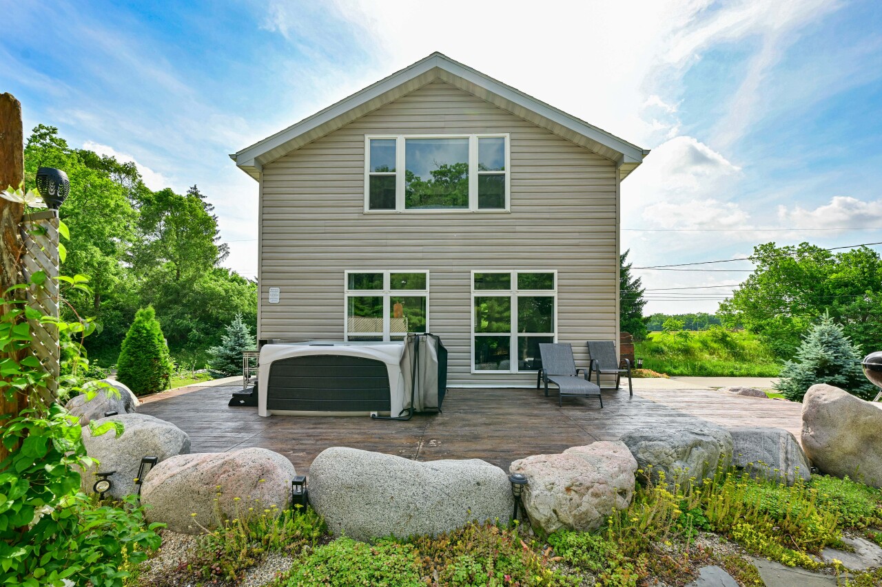 Wisconsin Lake Home for sale (MLS#: 1924680) at 7930  Park St, in Burlington, Wisconsin. (33 of 43)