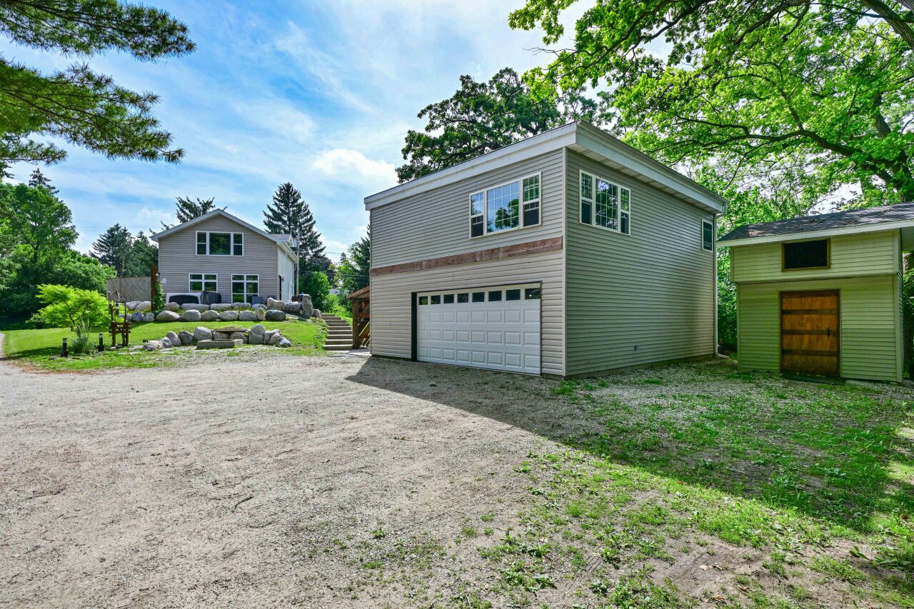 Wisconsin Lake Home for sale (MLS#: 1924680) at 7930  Park St, in Burlington, Wisconsin. (35 of 43)