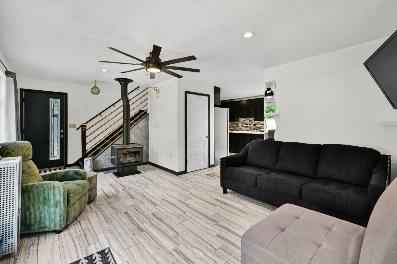 Wisconsin Lake Home for sale (MLS#: 1924680) at 7930  Park St, in Burlington, Wisconsin. (10 of 43)