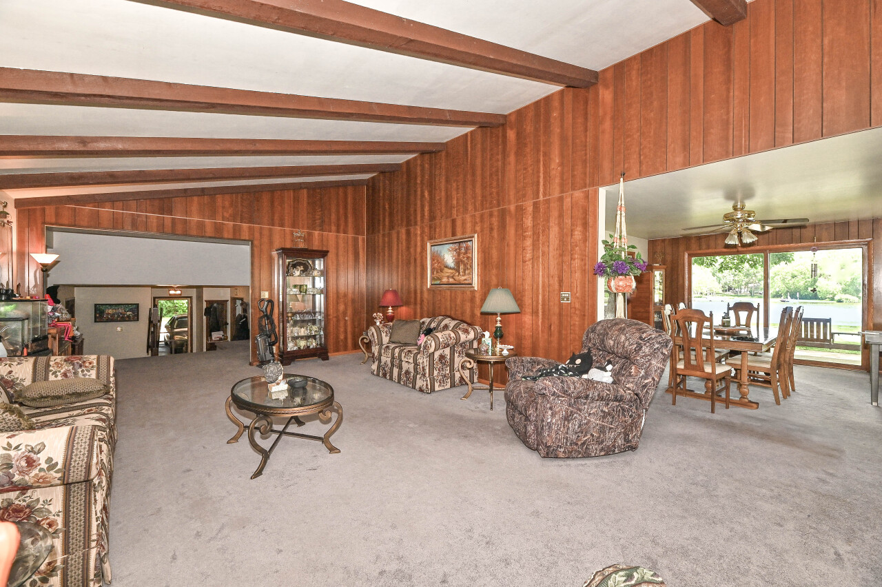 Wisconsin Lake Home for sale (MLS#: 1924702) at 4757  Riverside Rd, in Waterford, Wisconsin. (14 of 46)