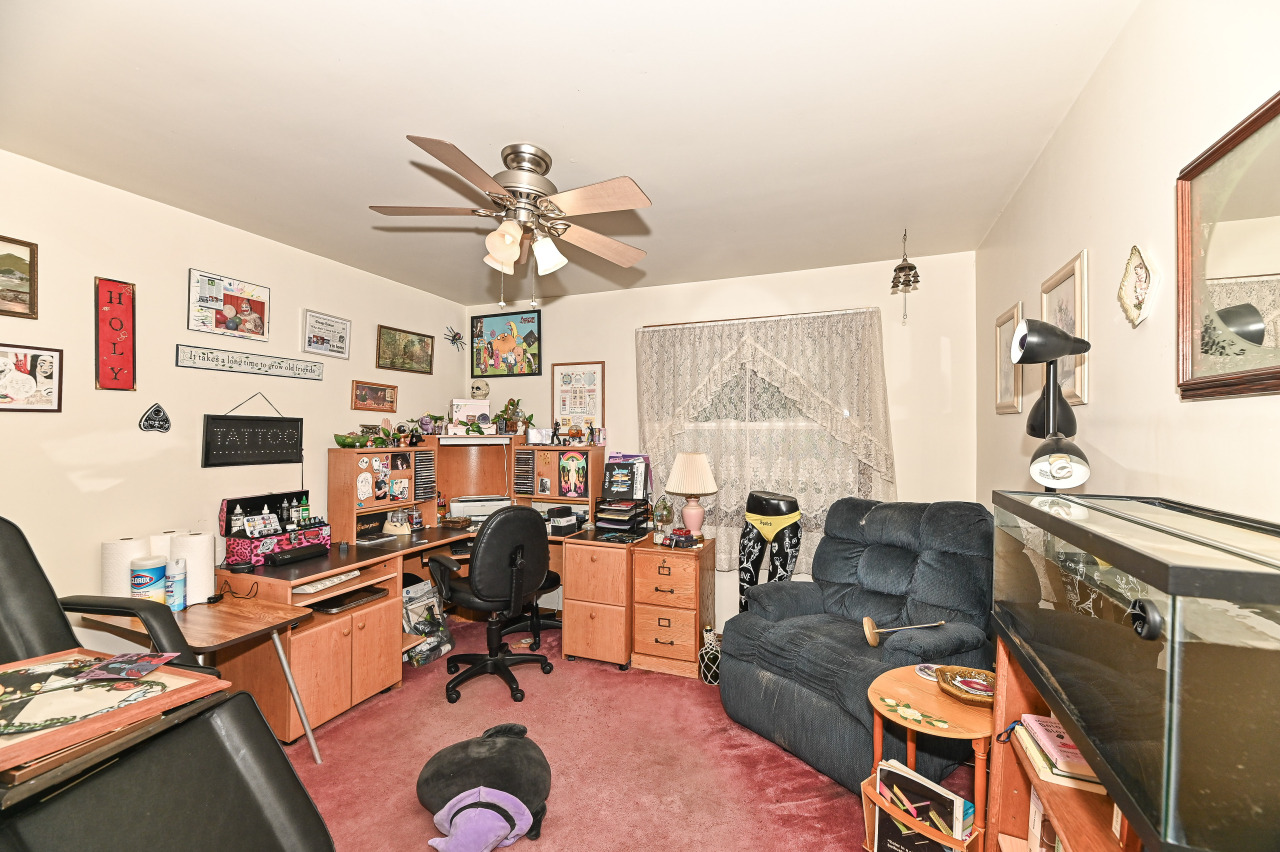 Wisconsin Lake Home for sale (MLS#: 1924702) at 4757  Riverside Rd, in Waterford, Wisconsin. (30 of 46)