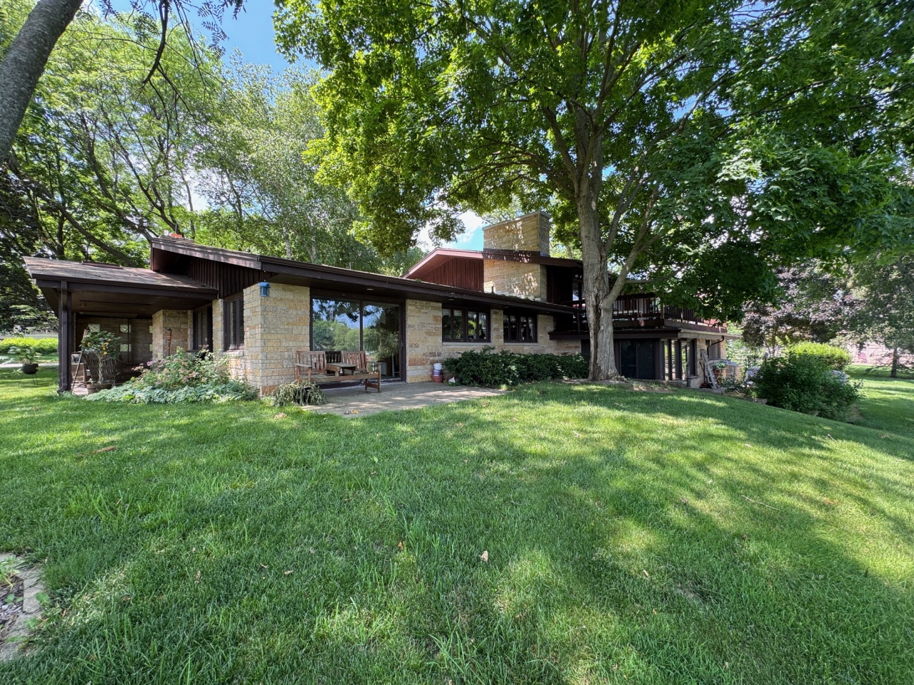 Wisconsin Lake Home for sale (MLS#: 1924702) at 4757  Riverside Rd, in Waterford, Wisconsin. (41 of 46)