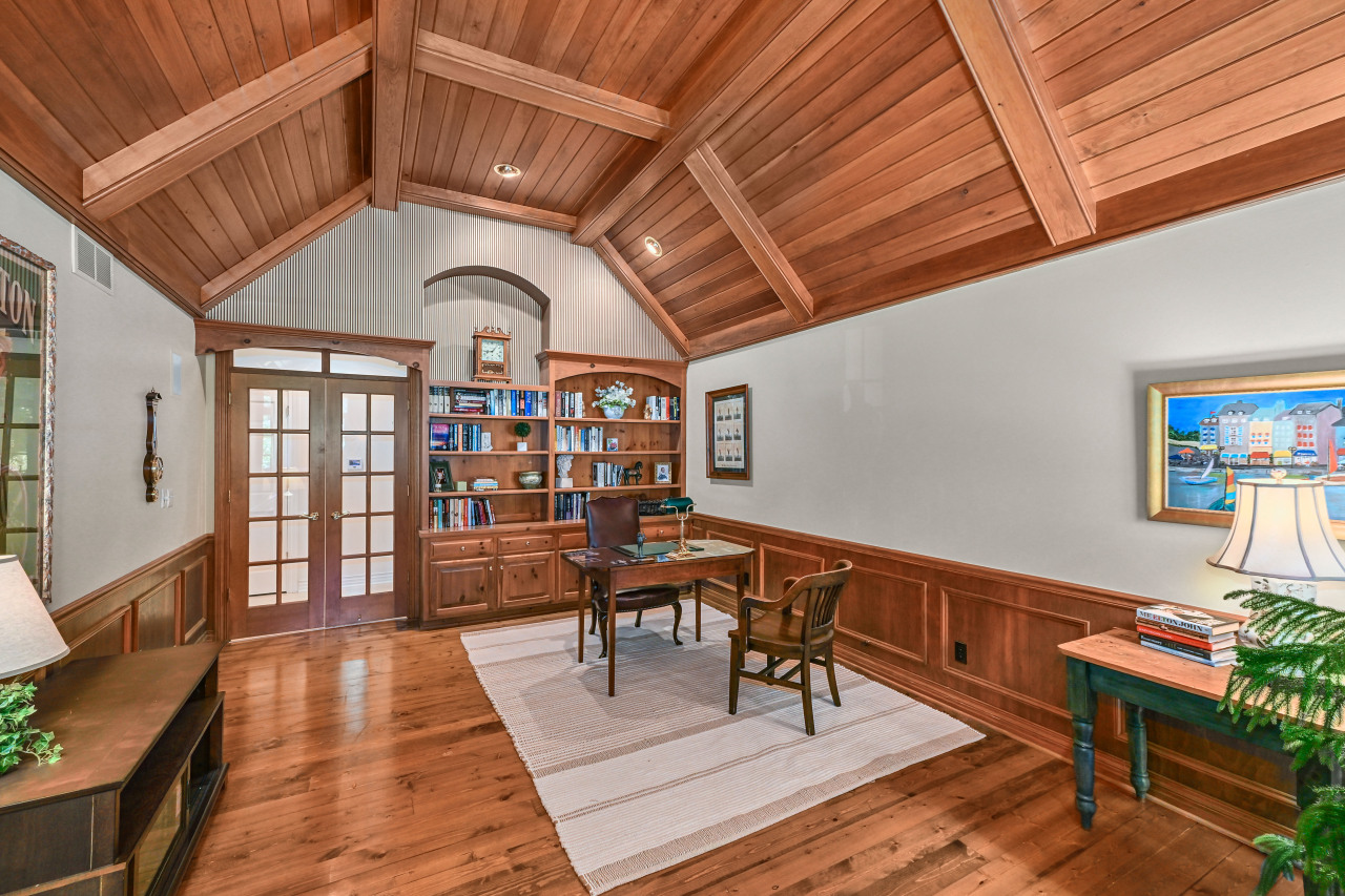 Wisconsin Lake Home for sale (MLS#: 1924706) at 11920 N Wilderness Ct, in Mequon, Wisconsin. (15 of 30)