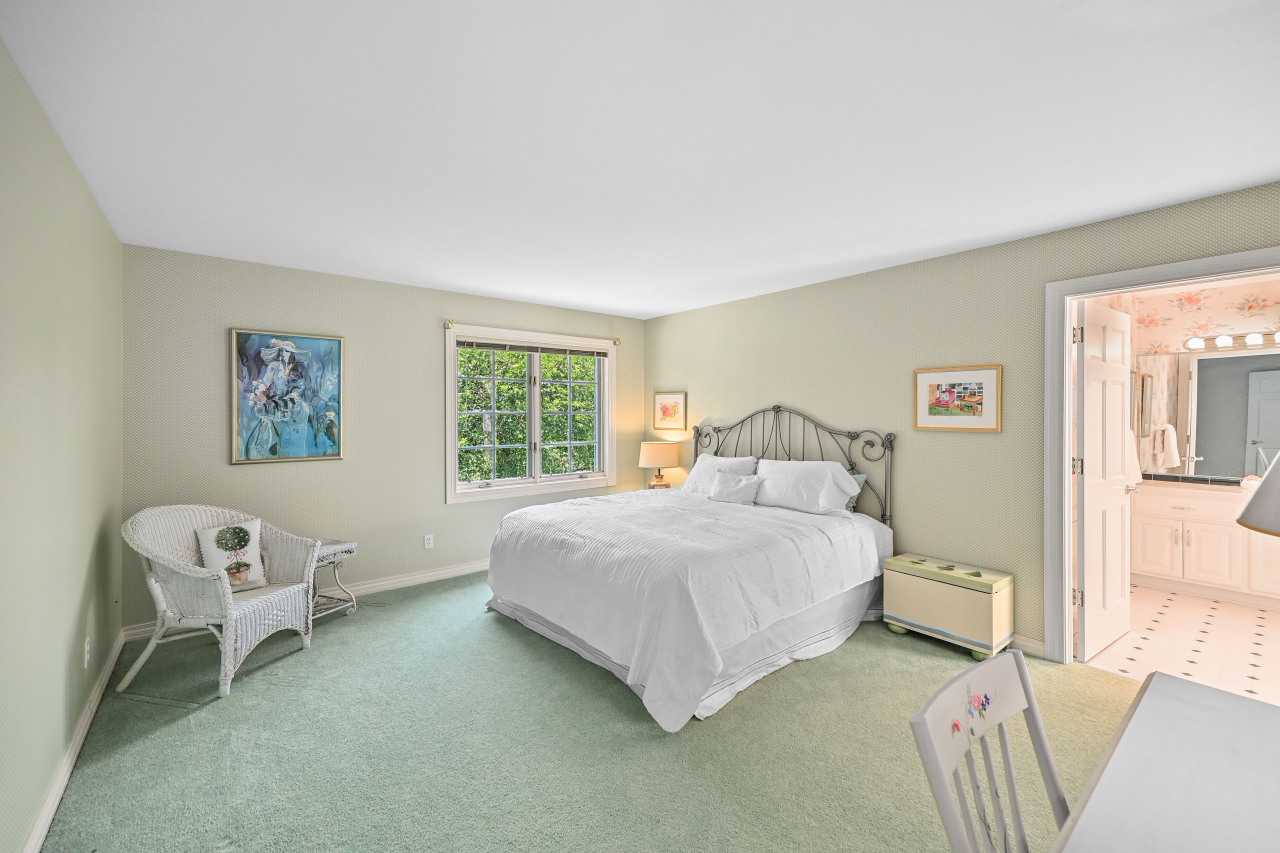 Wisconsin Lake Home for sale (MLS#: 1924706) at 11920 N Wilderness Ct, in Mequon, Wisconsin. (19 of 30)