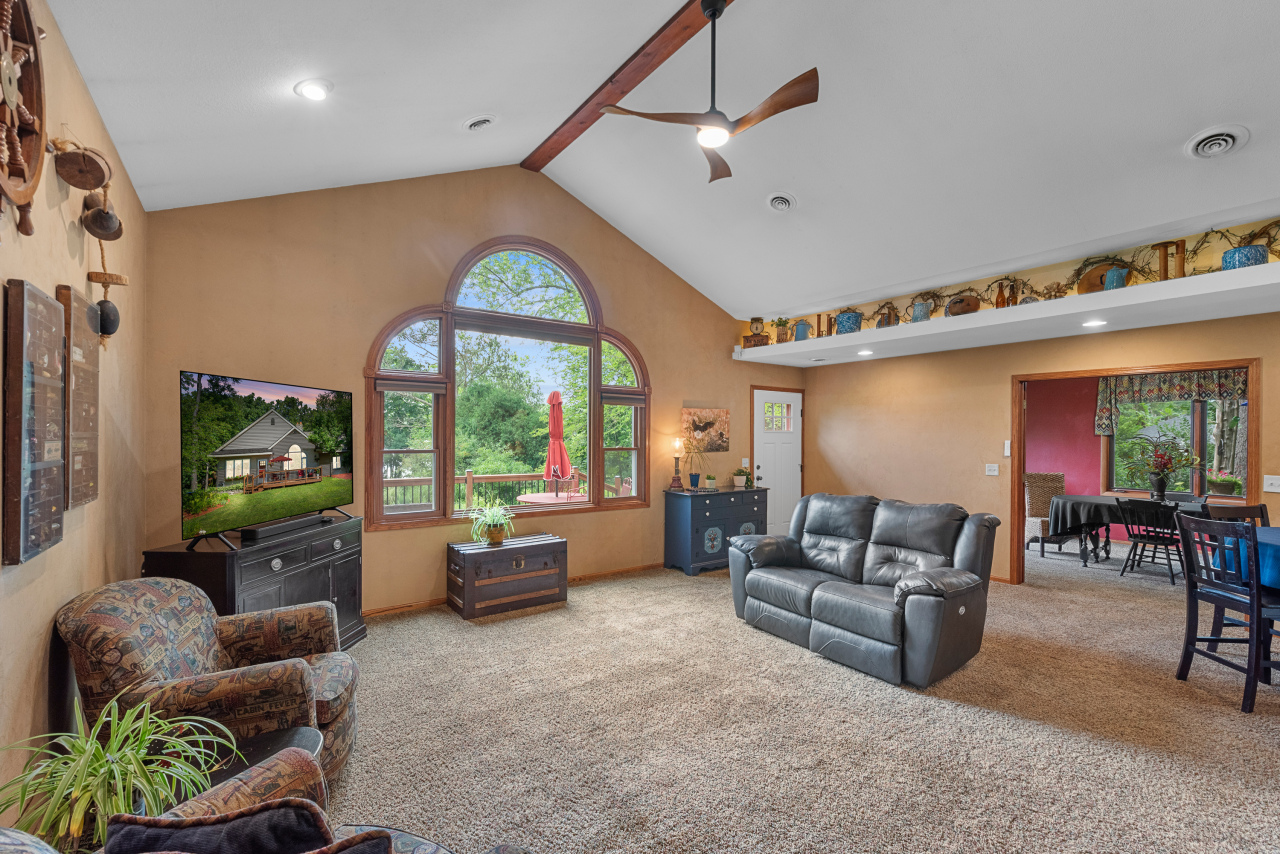 Wisconsin Lake Home for sale (MLS#: 1924711) at W376S4867 E Pretty Lake Rd, in Ottawa, Wisconsin. (15 of 58)