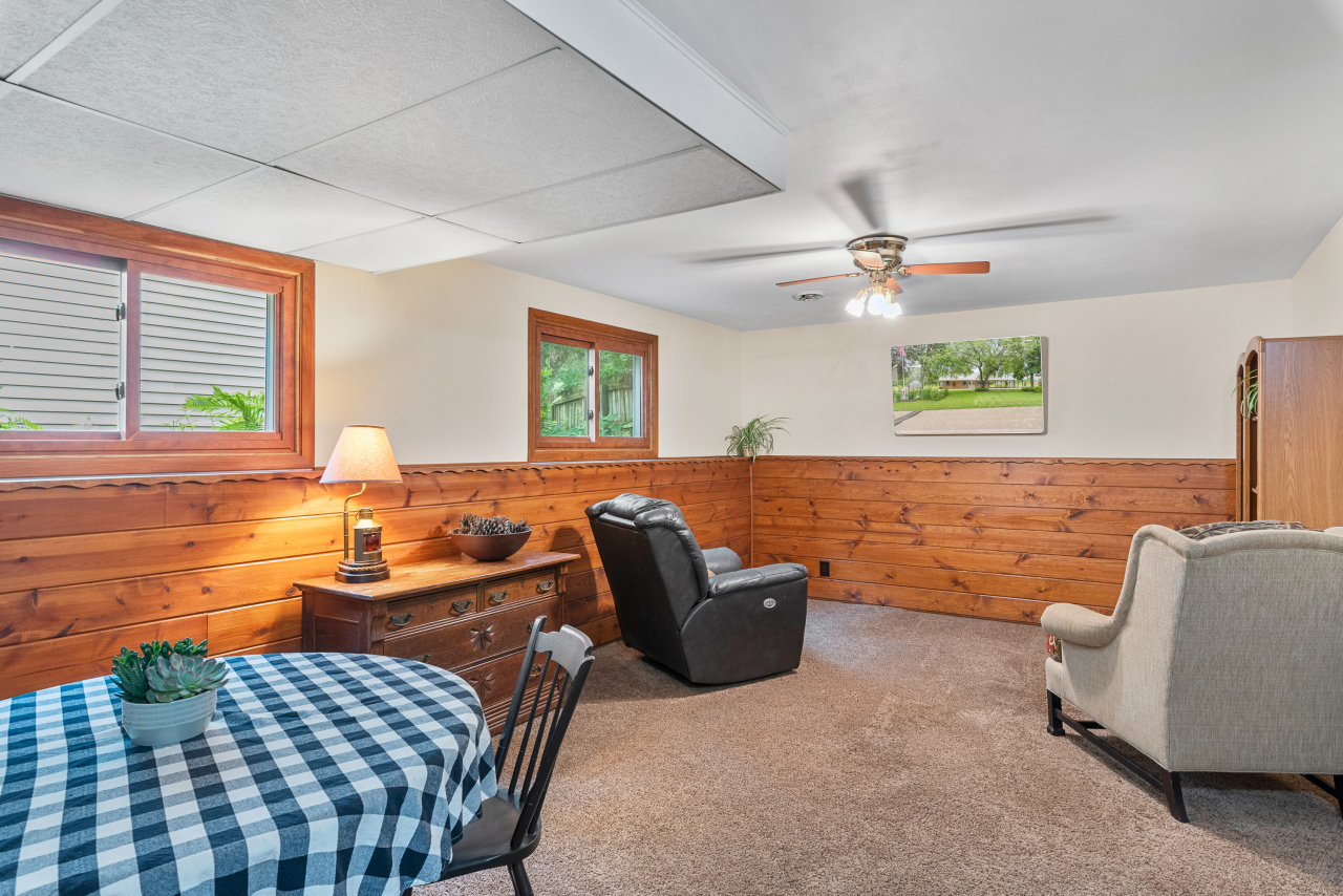 Wisconsin Lake Home for sale (MLS#: 1924711) at W376S4867 E Pretty Lake Rd, in Ottawa, Wisconsin. (21 of 58)
