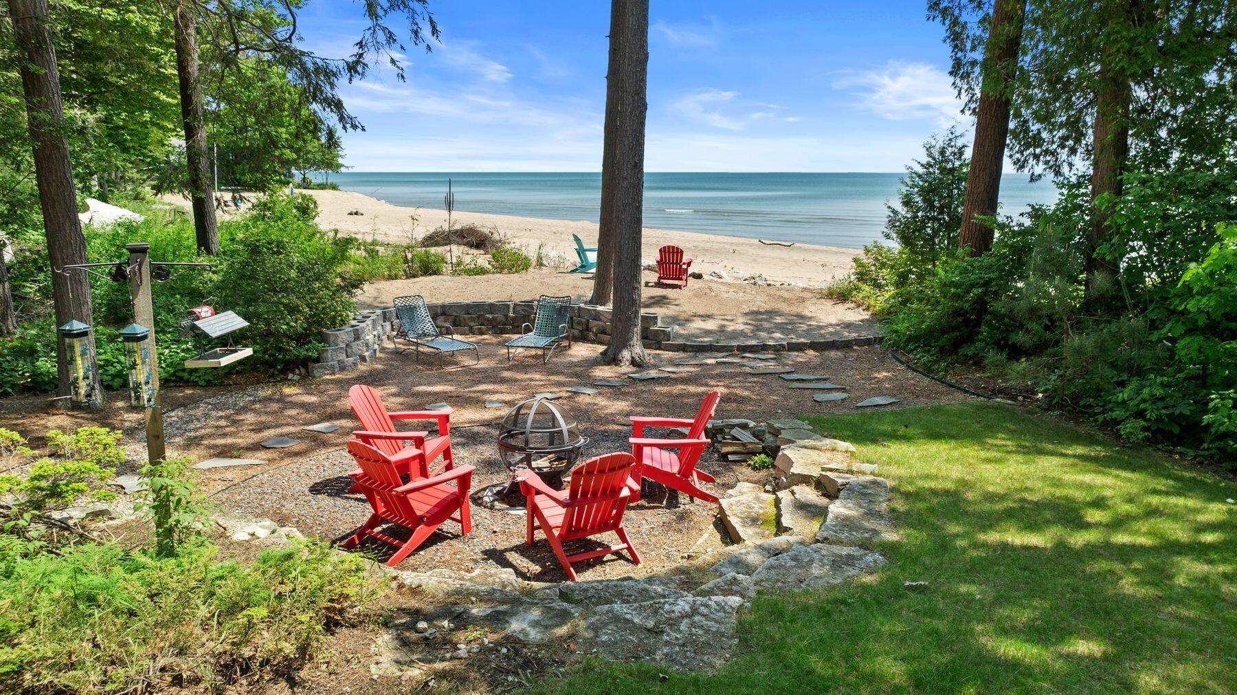 Wisconsin Lake Home for sale (MLS#: 1924796) at N2315  Foster Rd, in Holland, Wisconsin. (6 of 34)