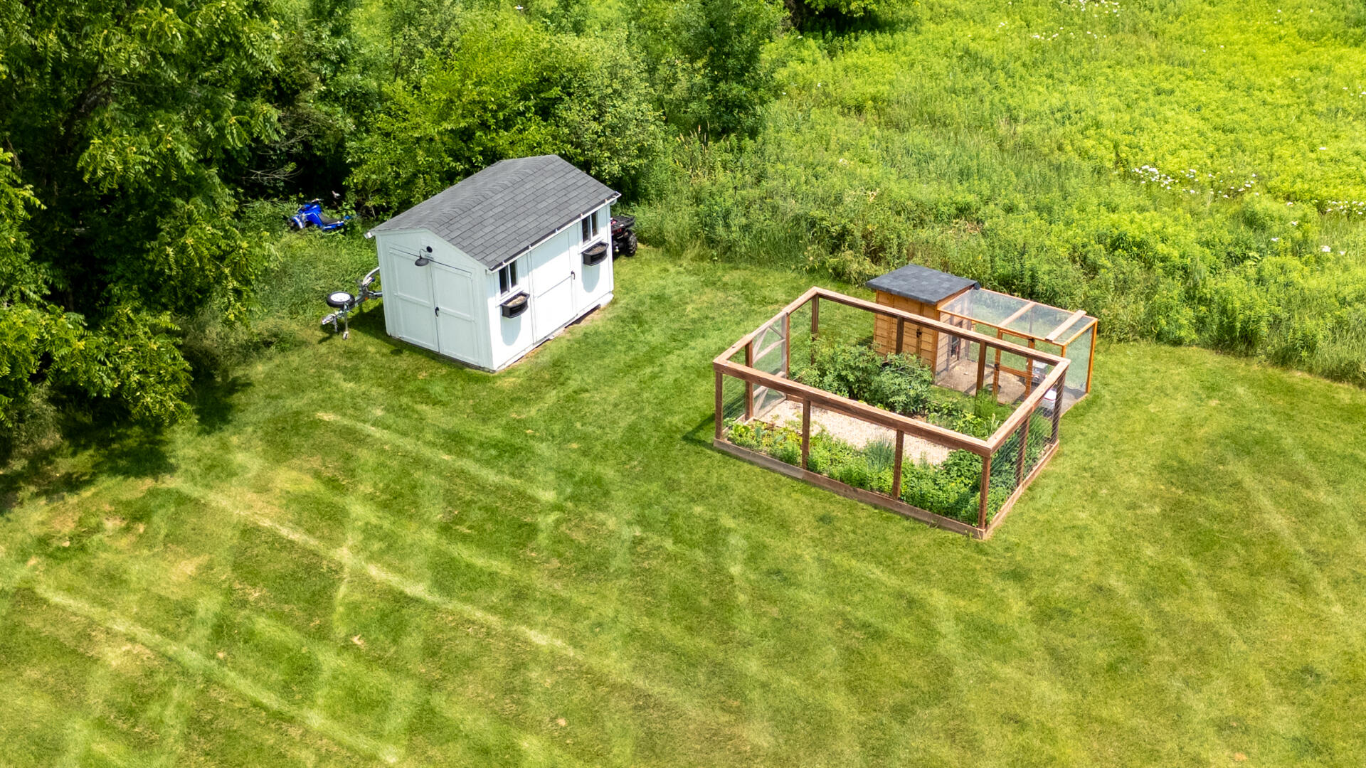 Wisconsin Lake Home for sale (MLS#: 1924862) at 998 N Griffith Rd, in Summit, Wisconsin. (15 of 64)