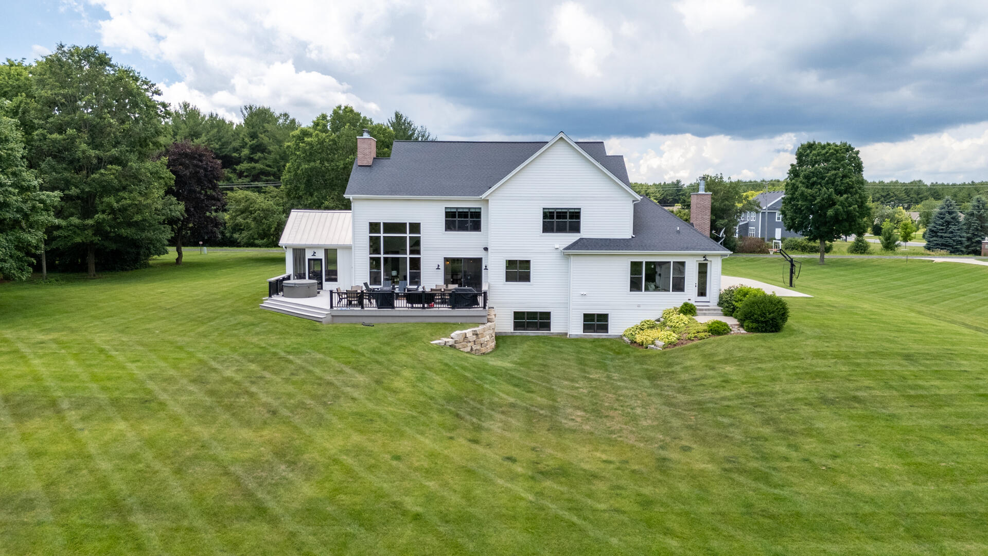 Wisconsin Lake Home for sale (MLS#: 1924862) at 998 N Griffith Rd, in Summit, Wisconsin. (8 of 64)