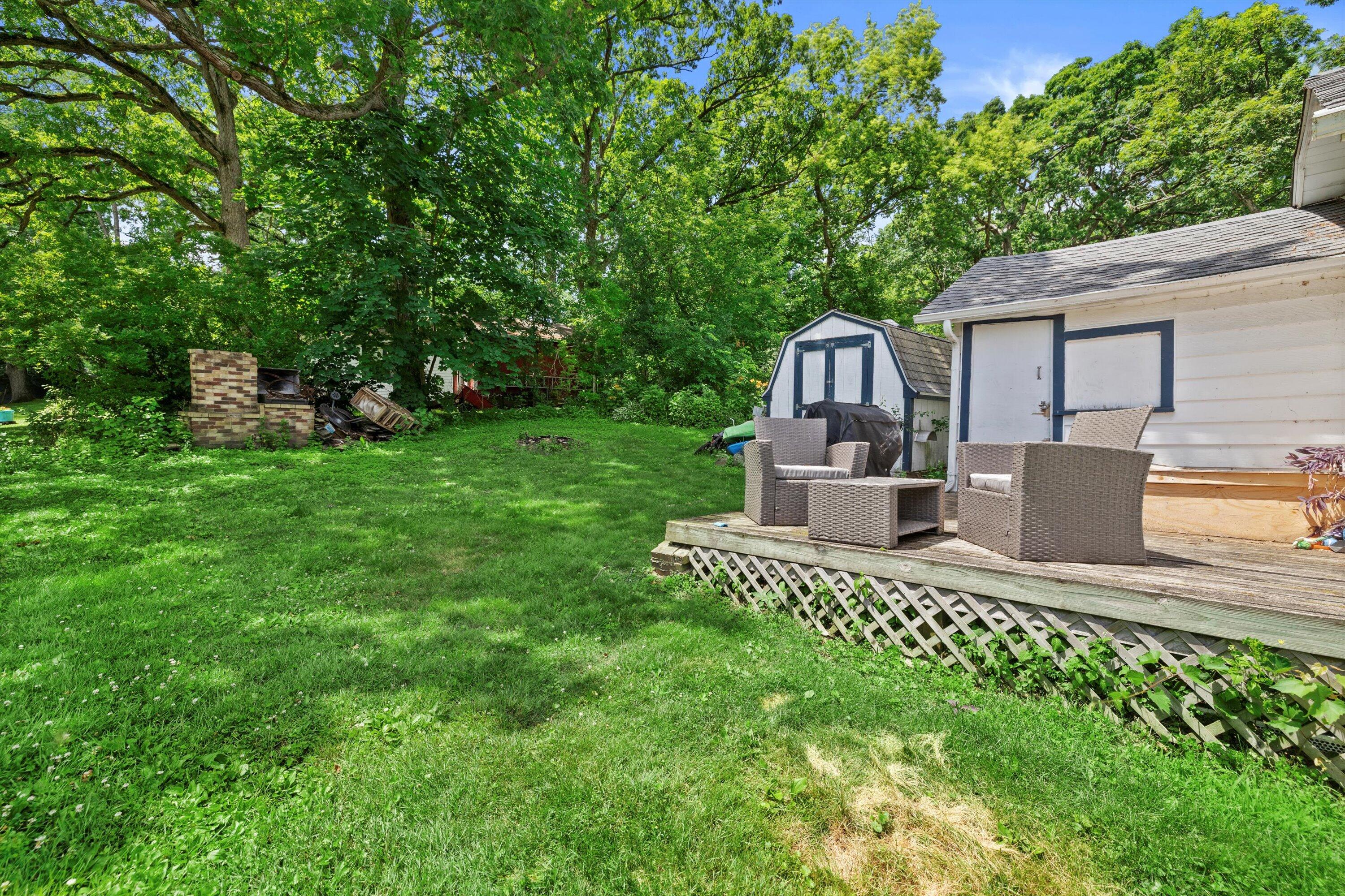 Wisconsin Lake Home for sale (MLS#: 1924866) at 7950  Greendale Ave, in Burlington, Wisconsin. (6 of 19)