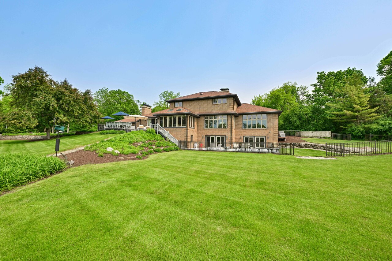 Wisconsin Lake Home for sale (MLS#: 1925001) at S82W15980  Bass Bay Ln, in Muskego, Wisconsin. (10 of 43)