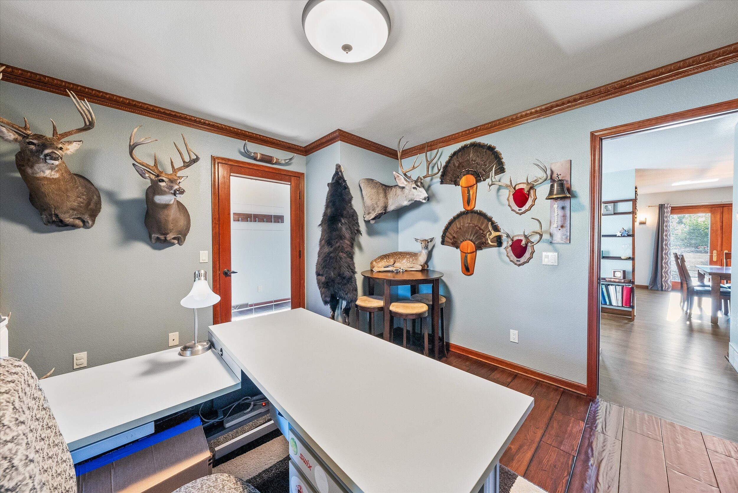 Wisconsin Lake Home for sale (MLS#: 1925018) at N5027  Sinissippi Point Rd, in Hubbard, Wisconsin. (30 of 76)