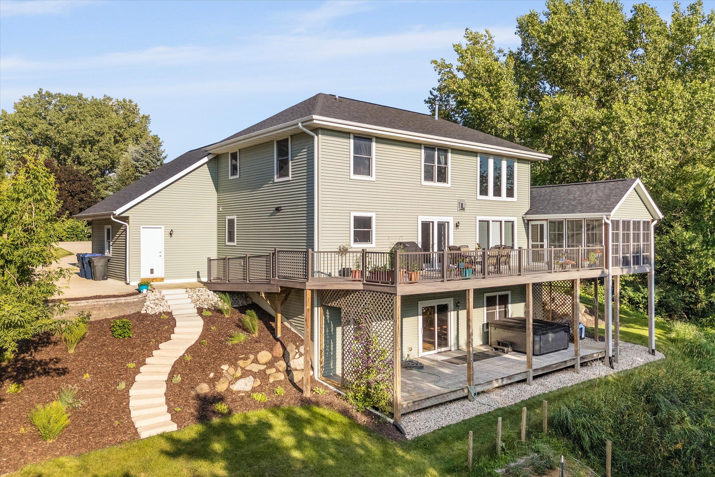 Wisconsin Lake Home for sale (MLS#: 1925018) at N5027  Sinissippi Point Rd, in Hubbard, Wisconsin. (50 of 76)