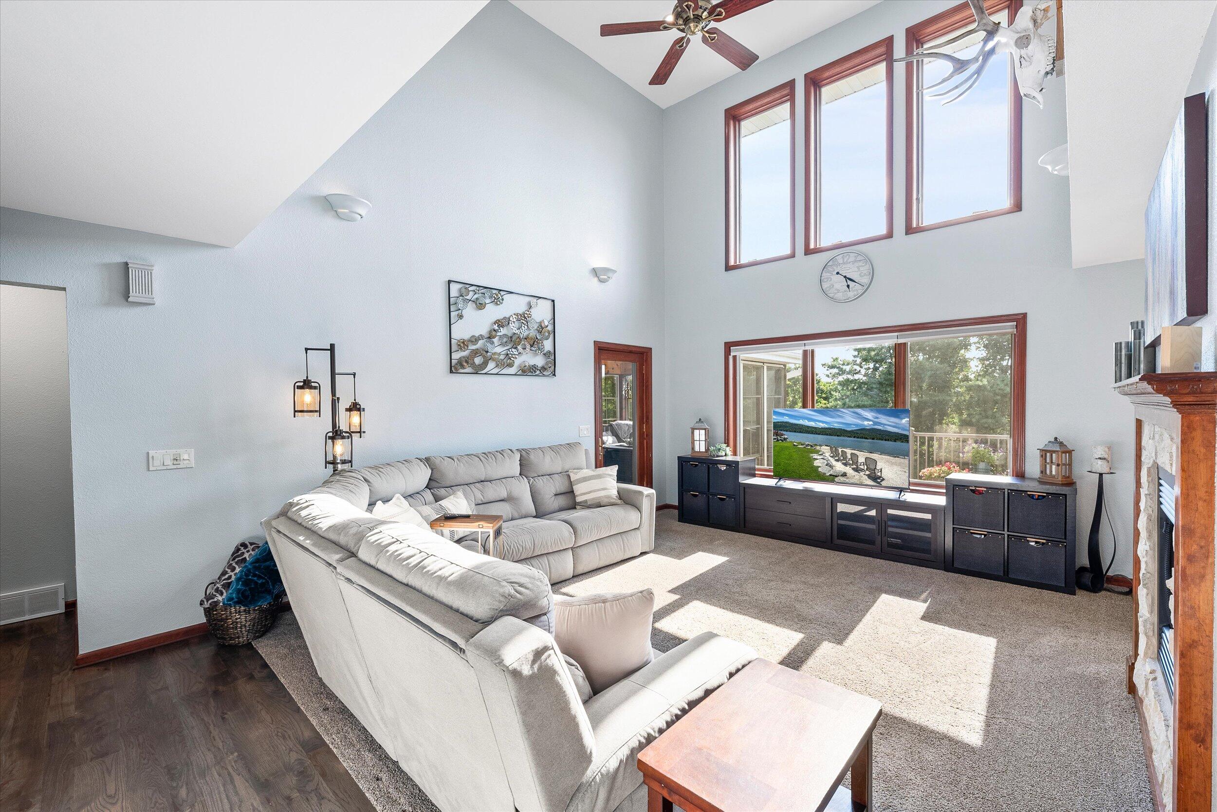 Wisconsin Lake Home for sale (MLS#: 1925018) at N5027  Sinissippi Point Rd, in Hubbard, Wisconsin. (10 of 76)