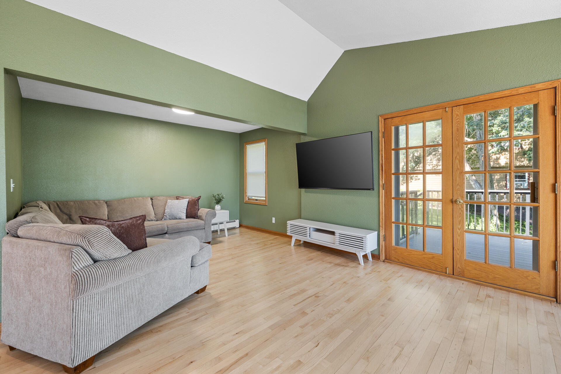 Wisconsin Lake Home for sale (MLS#: 1925208) at W1225  Floral Park Ln, in Osceola, Wisconsin. (33 of 54)