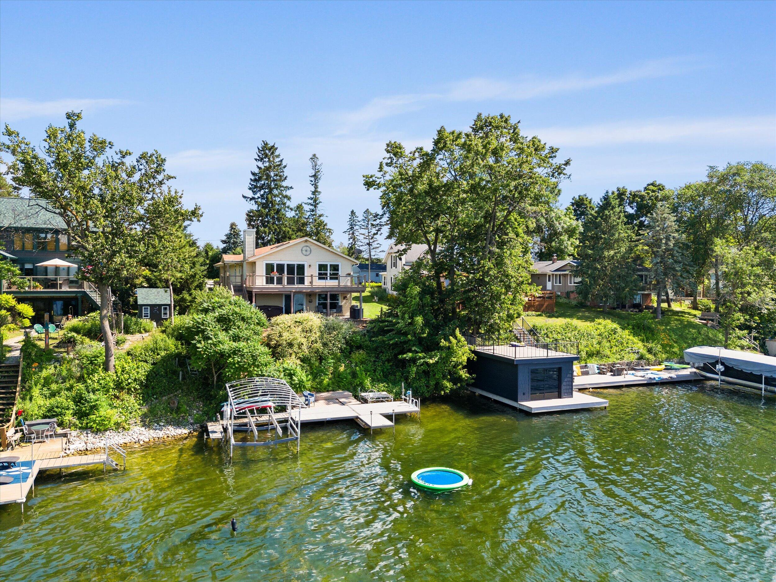 Wisconsin Lake Home for sale (MLS#: 1925300) at 105 E Lake Ln, in Richfield, Wisconsin. (1 of 54)