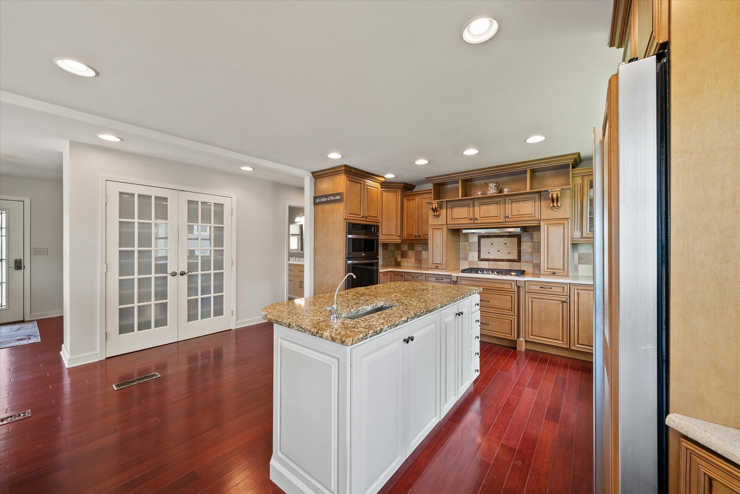 Wisconsin Lake Home for sale (MLS#: 1925300) at 105 E Lake Ln, in Richfield, Wisconsin. (17 of 54)