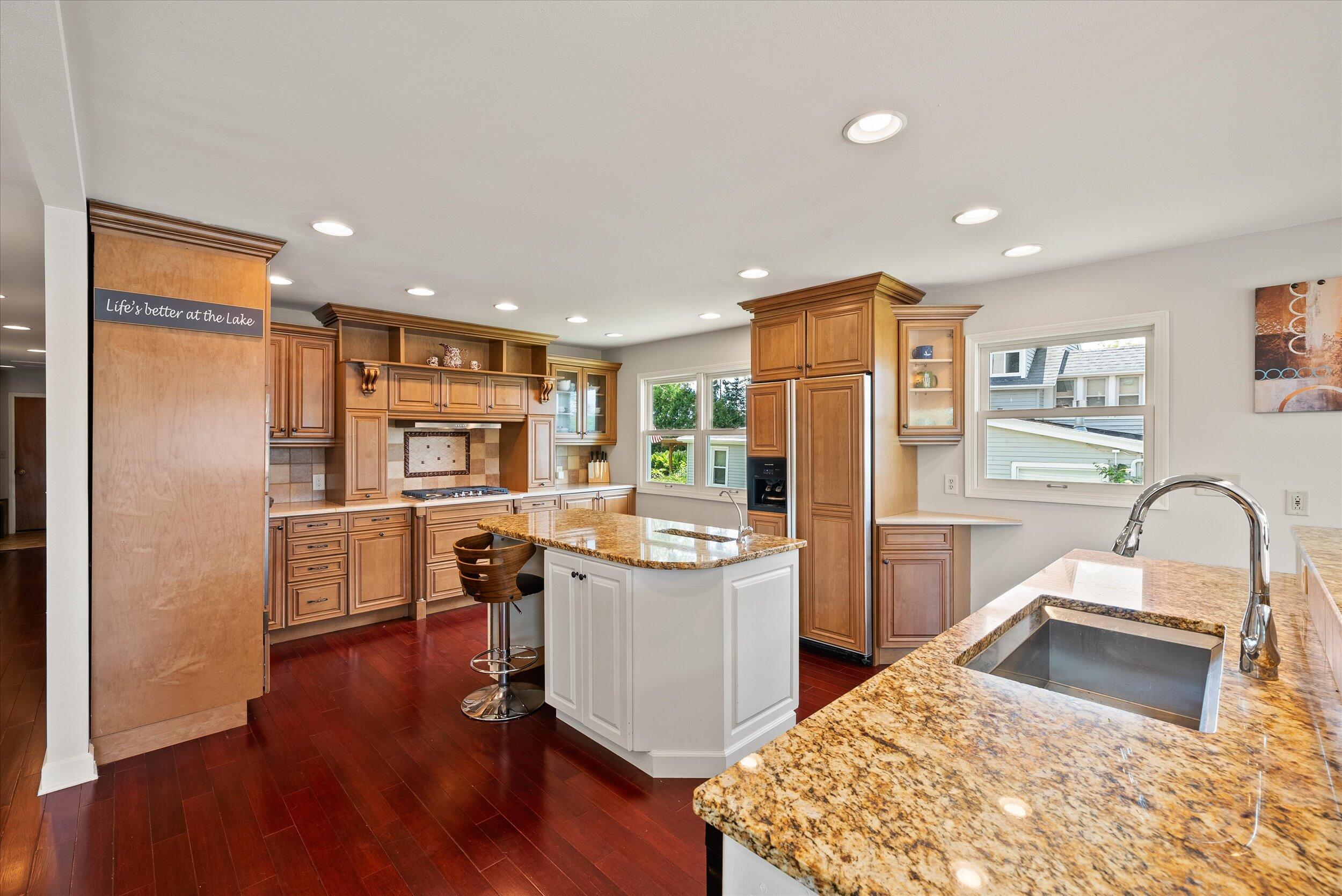 Wisconsin Lake Home for sale (MLS#: 1925300) at 105 E Lake Ln, in Richfield, Wisconsin. (18 of 54)