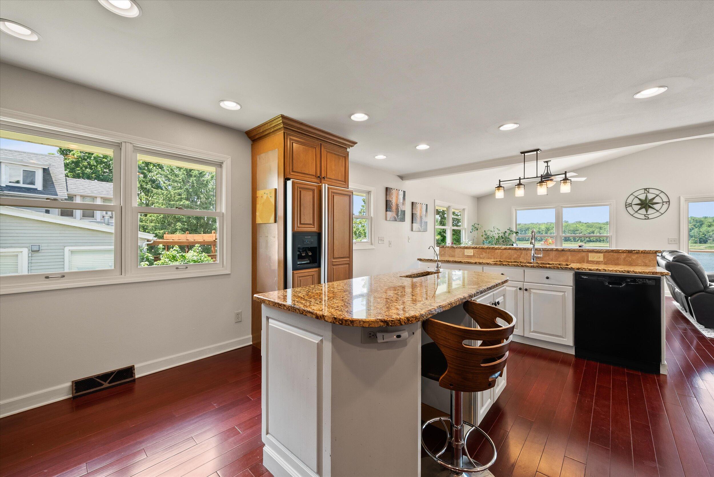 Wisconsin Lake Home for sale (MLS#: 1925300) at 105 E Lake Ln, in Richfield, Wisconsin. (22 of 54)