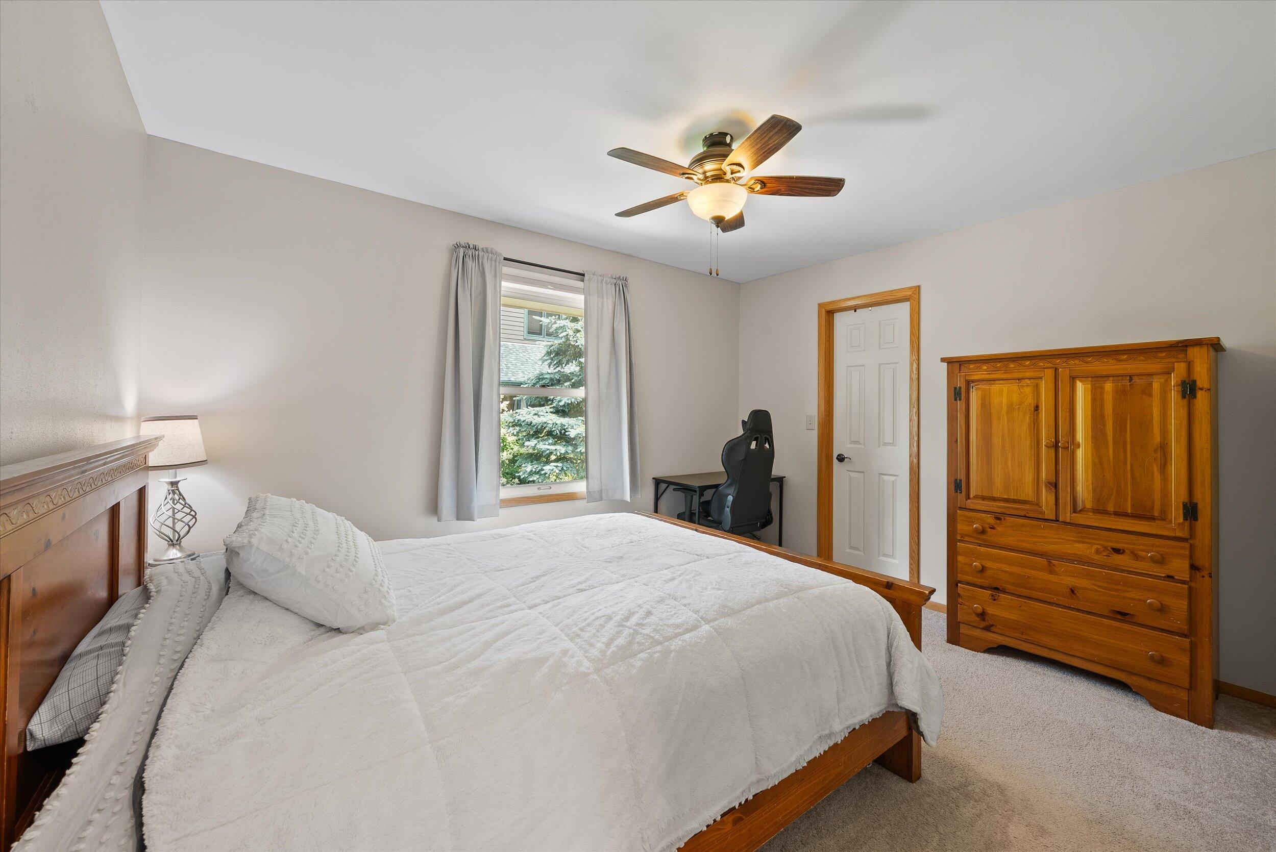 Wisconsin Lake Home for sale (MLS#: 1925300) at 105 E Lake Ln, in Richfield, Wisconsin. (27 of 54)