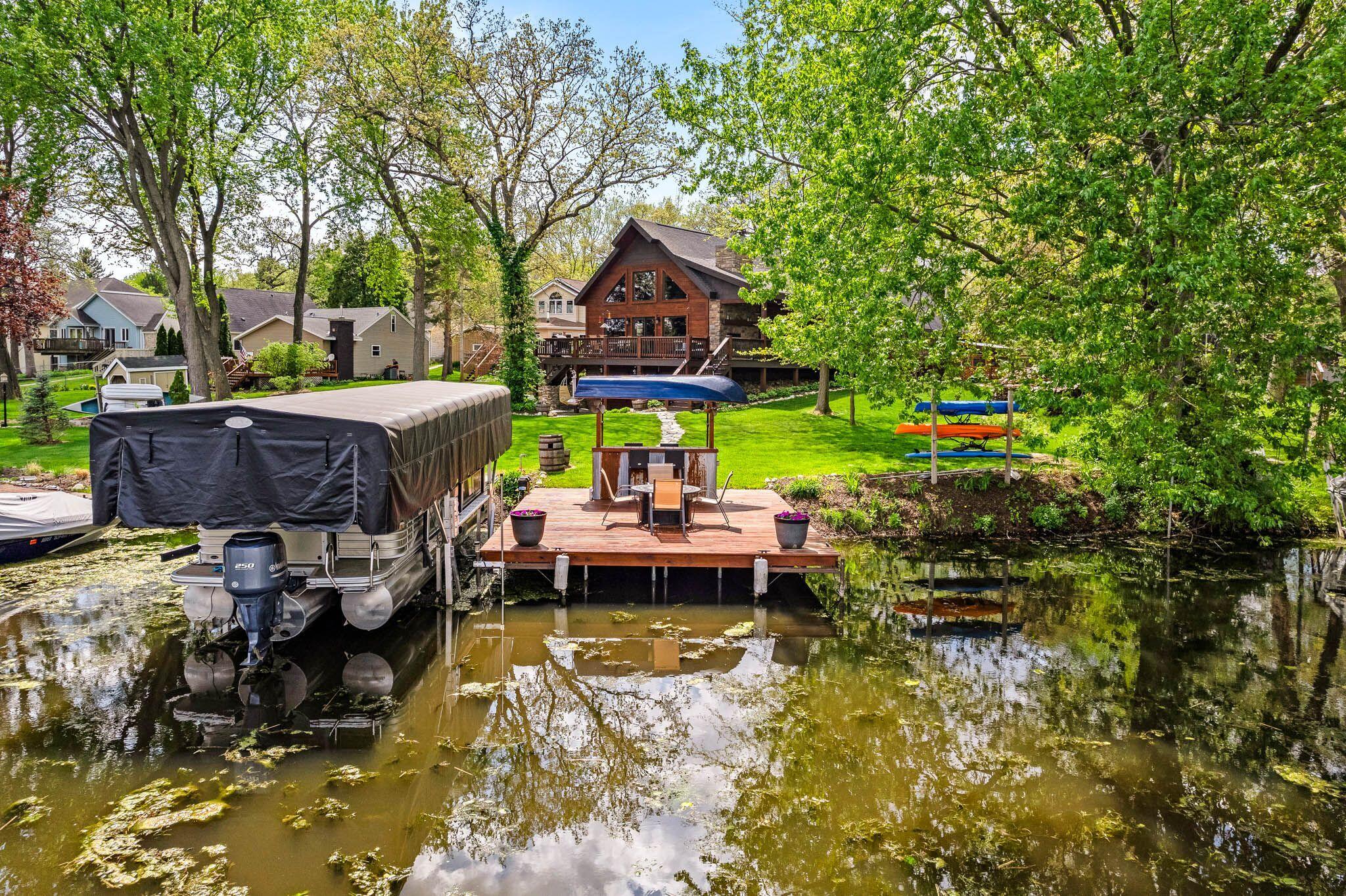 Wisconsin Lake Home for sale (MLS#: 1925305) at 3024  Nagawicka Ave, in Delafield, Wisconsin. (44 of 66)