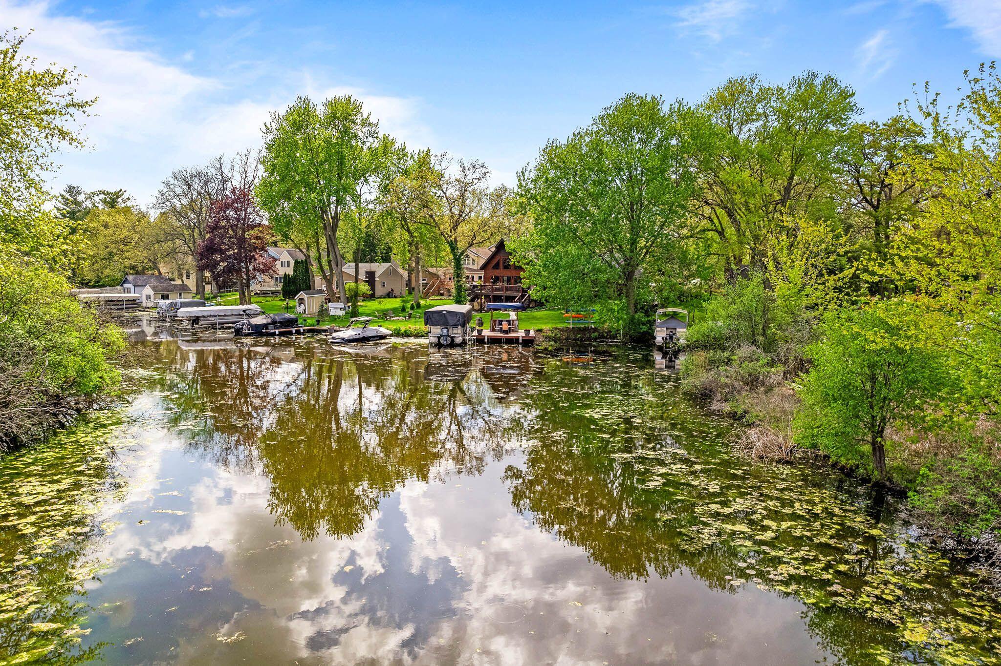 Wisconsin Lake Home for sale (MLS#: 1925305) at 3024  Nagawicka Ave, in Delafield, Wisconsin. (65 of 66)