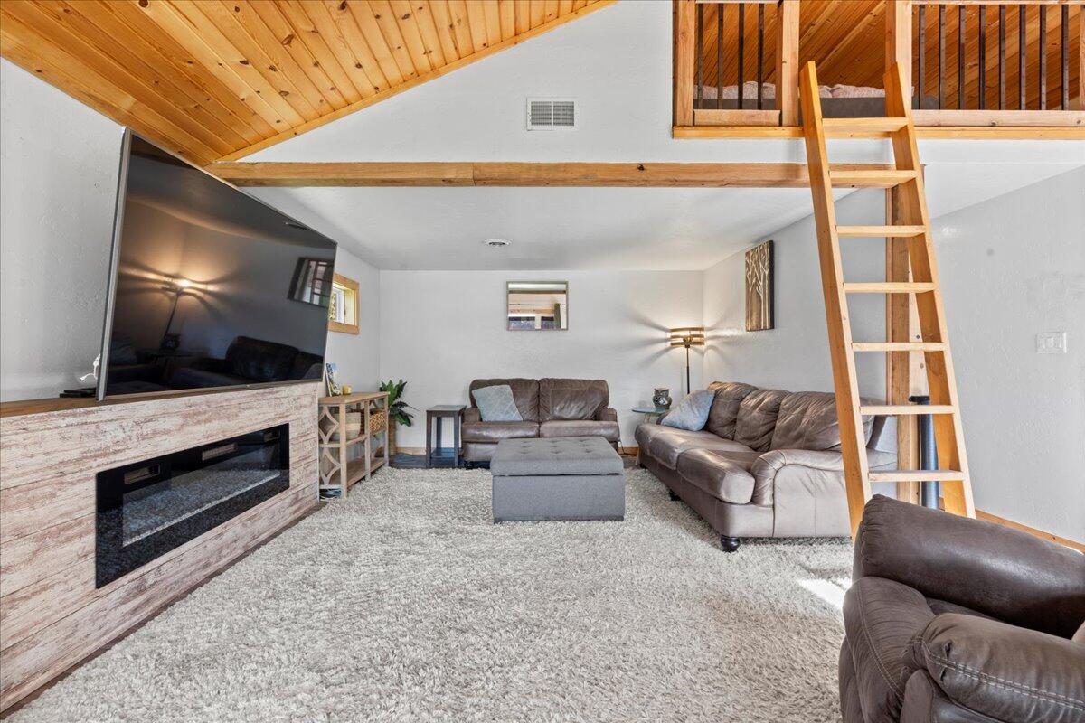 Wisconsin Lake Home for sale (MLS#: 1925373) at 11421  Sy Lake Ln, in Schleswig, Wisconsin. (16 of 50)