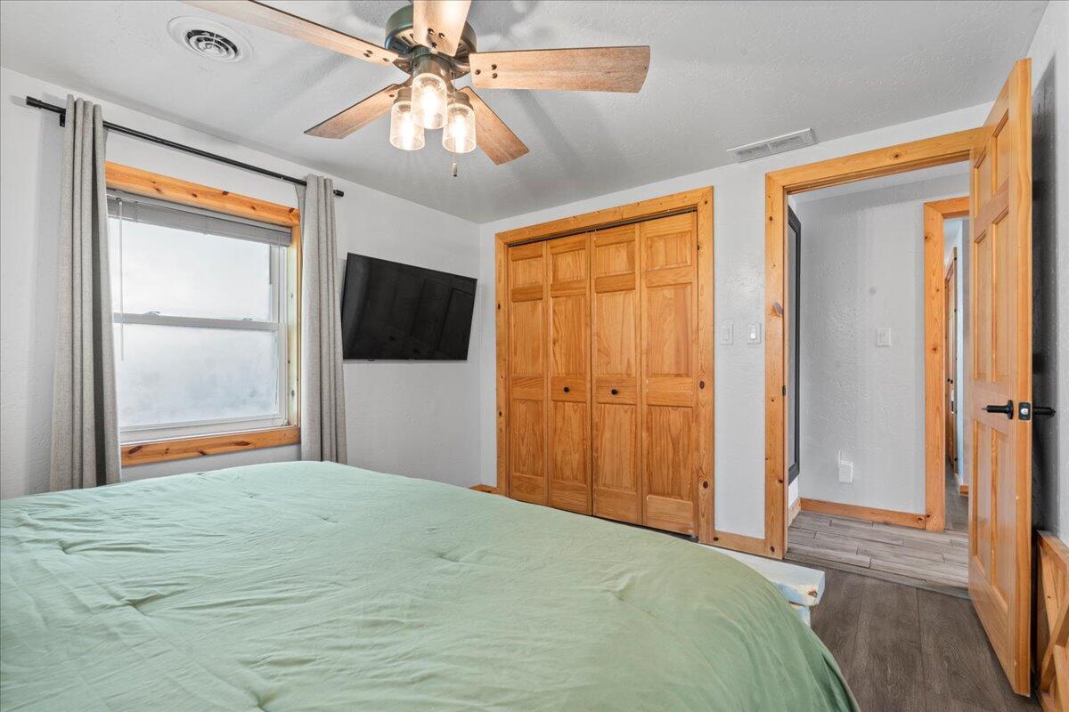 Wisconsin Lake Home for sale (MLS#: 1925373) at 11421  Sy Lake Ln, in Schleswig, Wisconsin. (20 of 50)