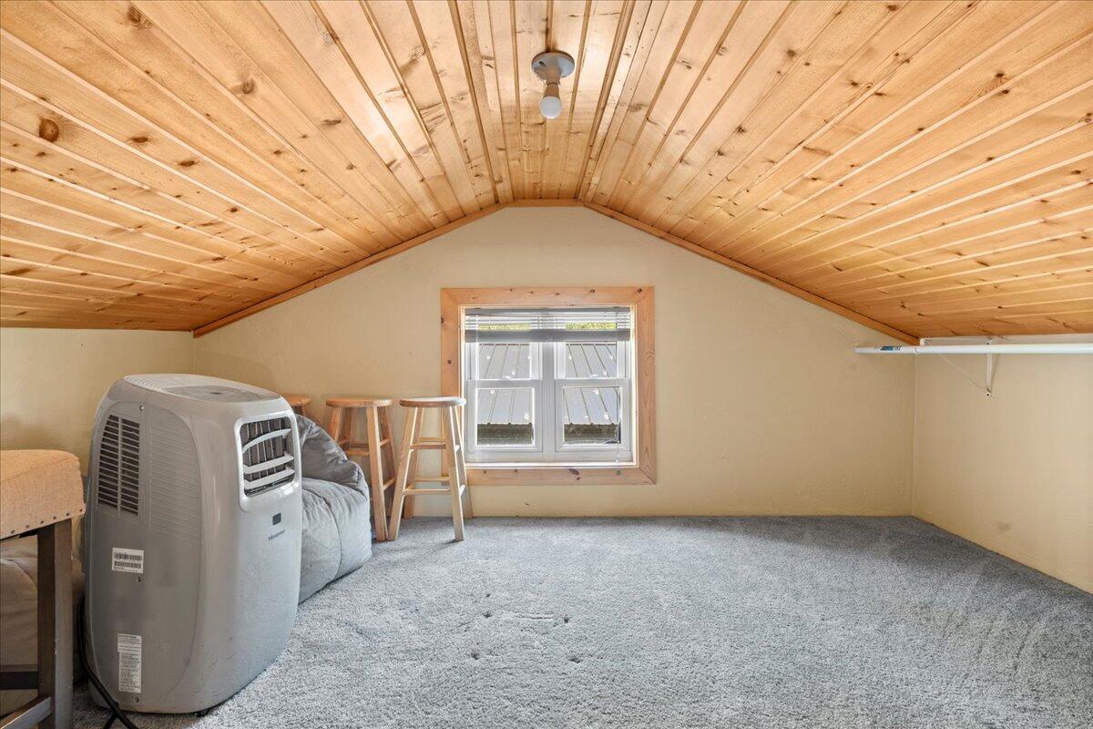 Wisconsin Lake Home for sale (MLS#: 1925373) at 11421  Sy Lake Ln, in Schleswig, Wisconsin. (31 of 50)
