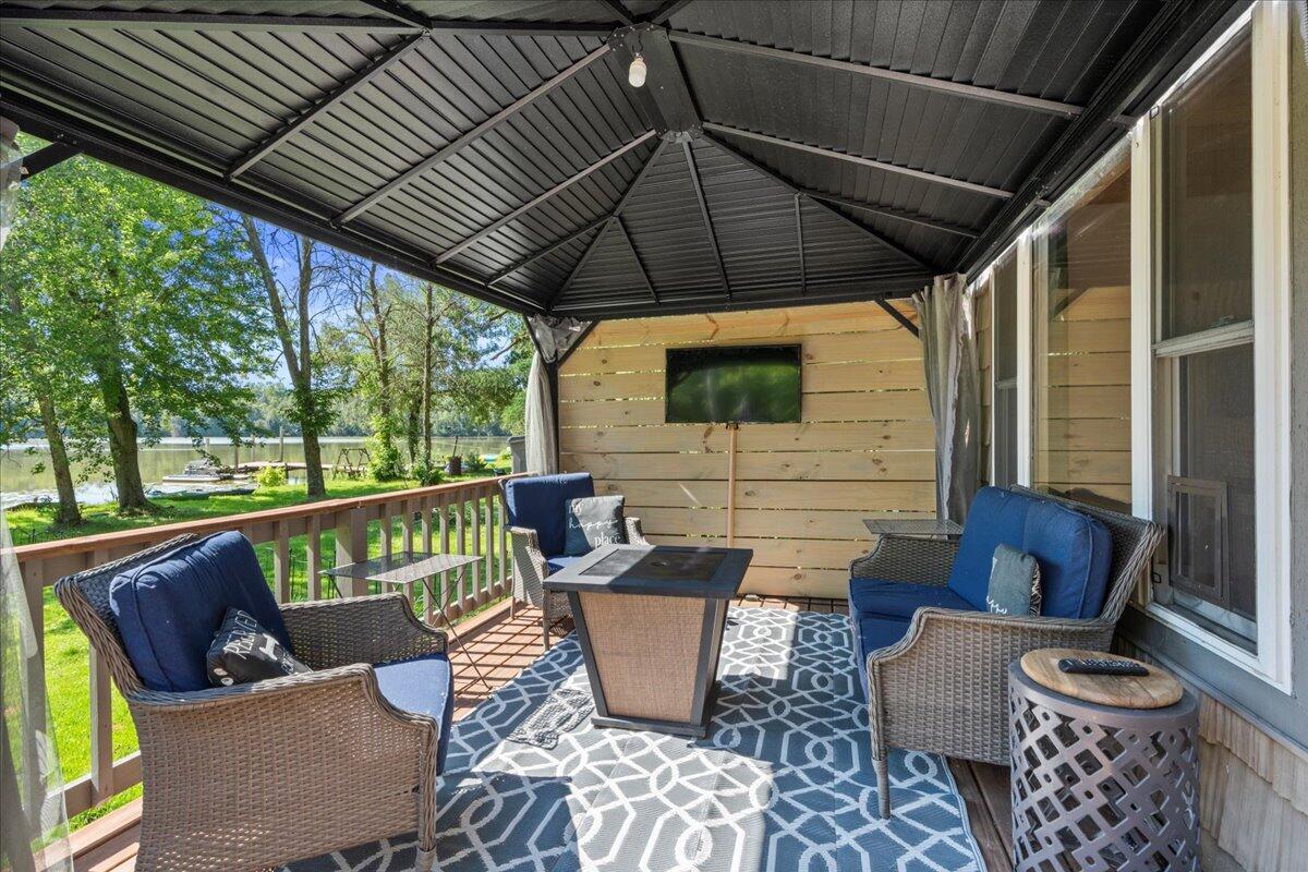 Wisconsin Lake Home for sale (MLS#: 1925373) at 11421  Sy Lake Ln, in Schleswig, Wisconsin. (33 of 50)