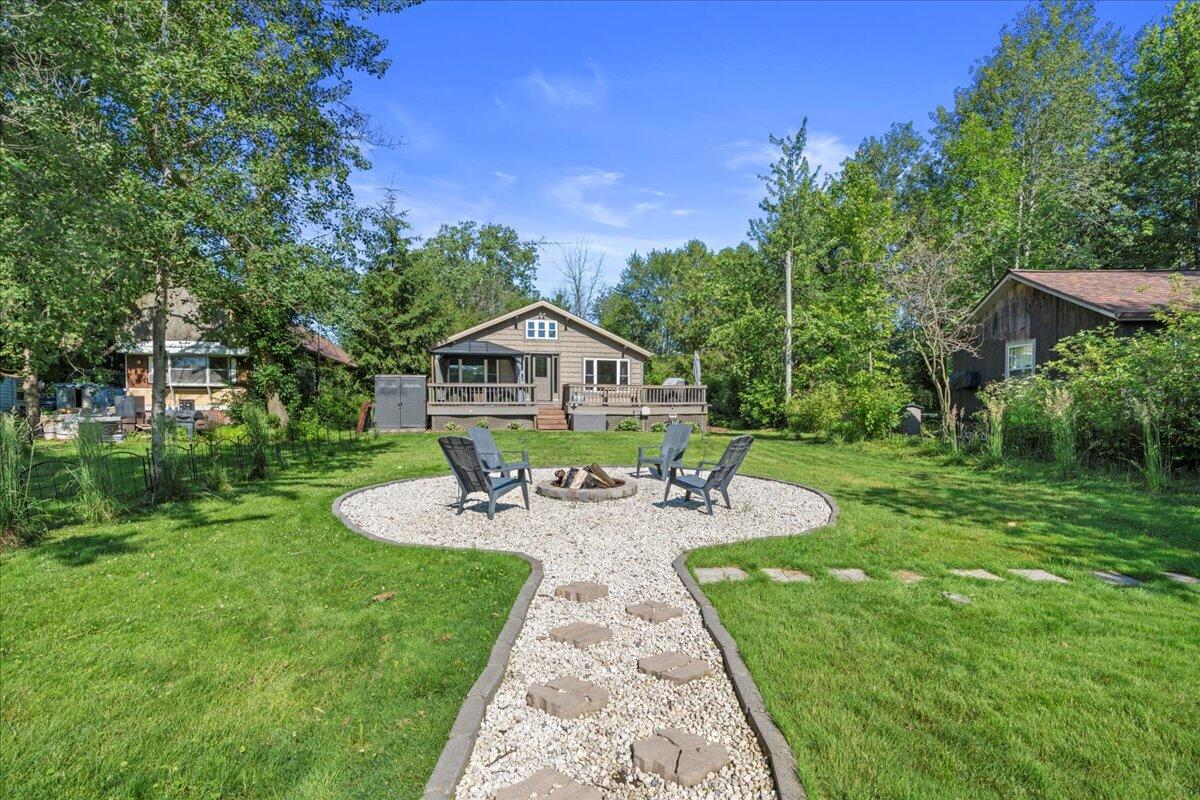 Wisconsin Lake Home for sale (MLS#: 1925373) at 11421  Sy Lake Ln, in Schleswig, Wisconsin. (37 of 50)